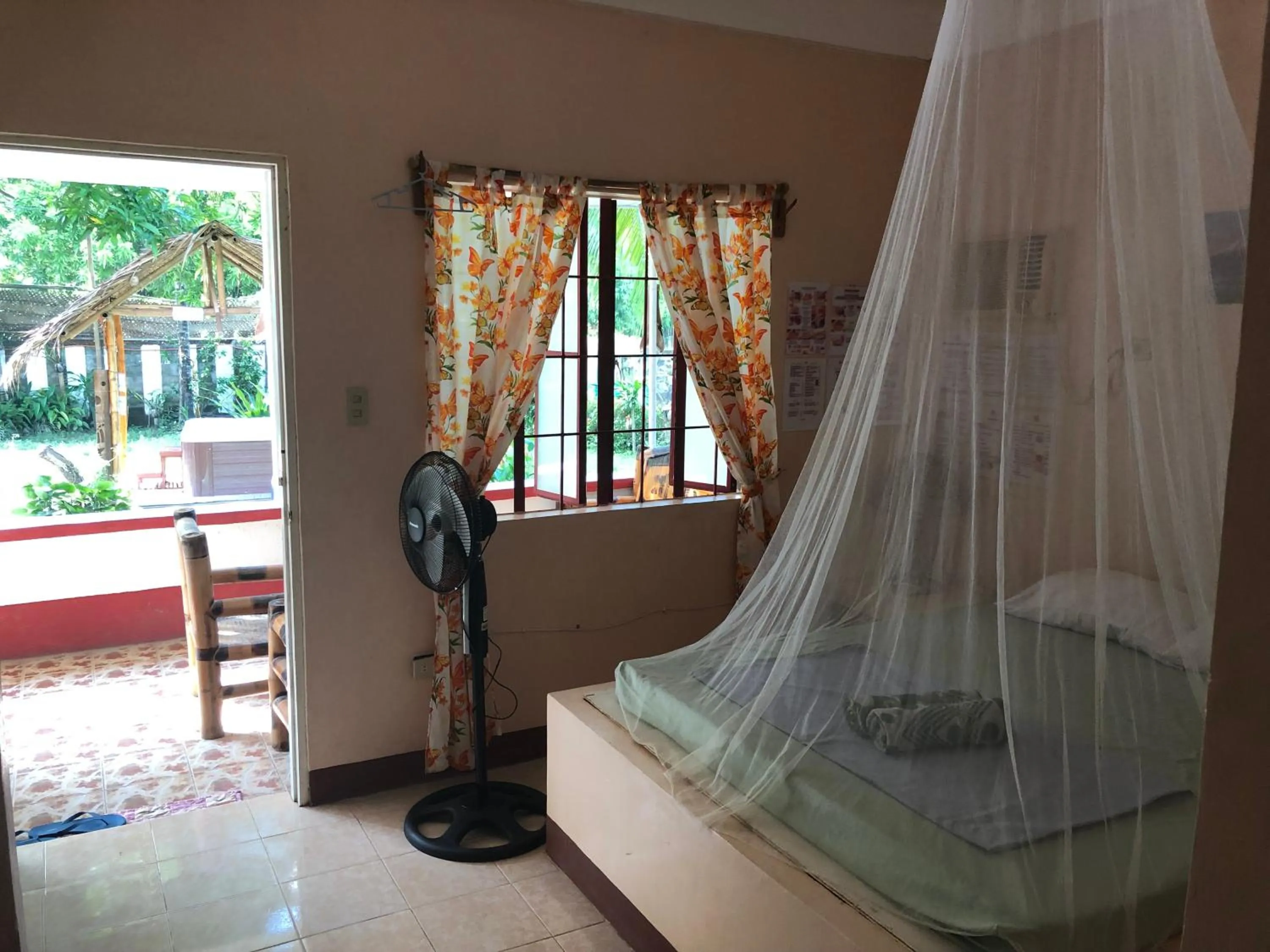Bed in Puerto Galera Hostel