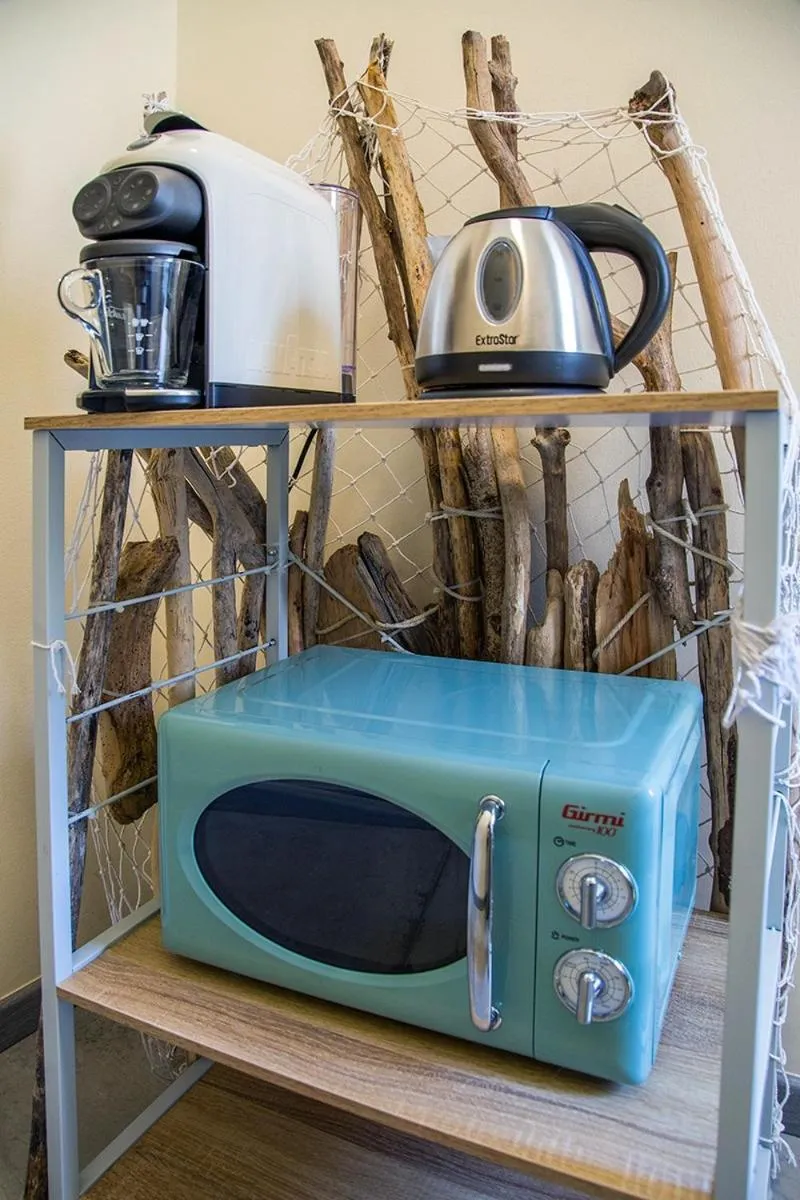 Coffee/tea facilities in L'Antico Borgo Elena Noli