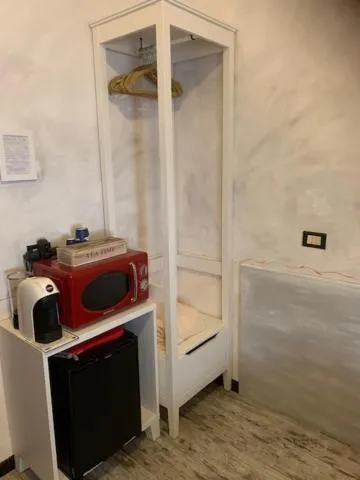 wardrobe in L'Antico Borgo Elena Noli