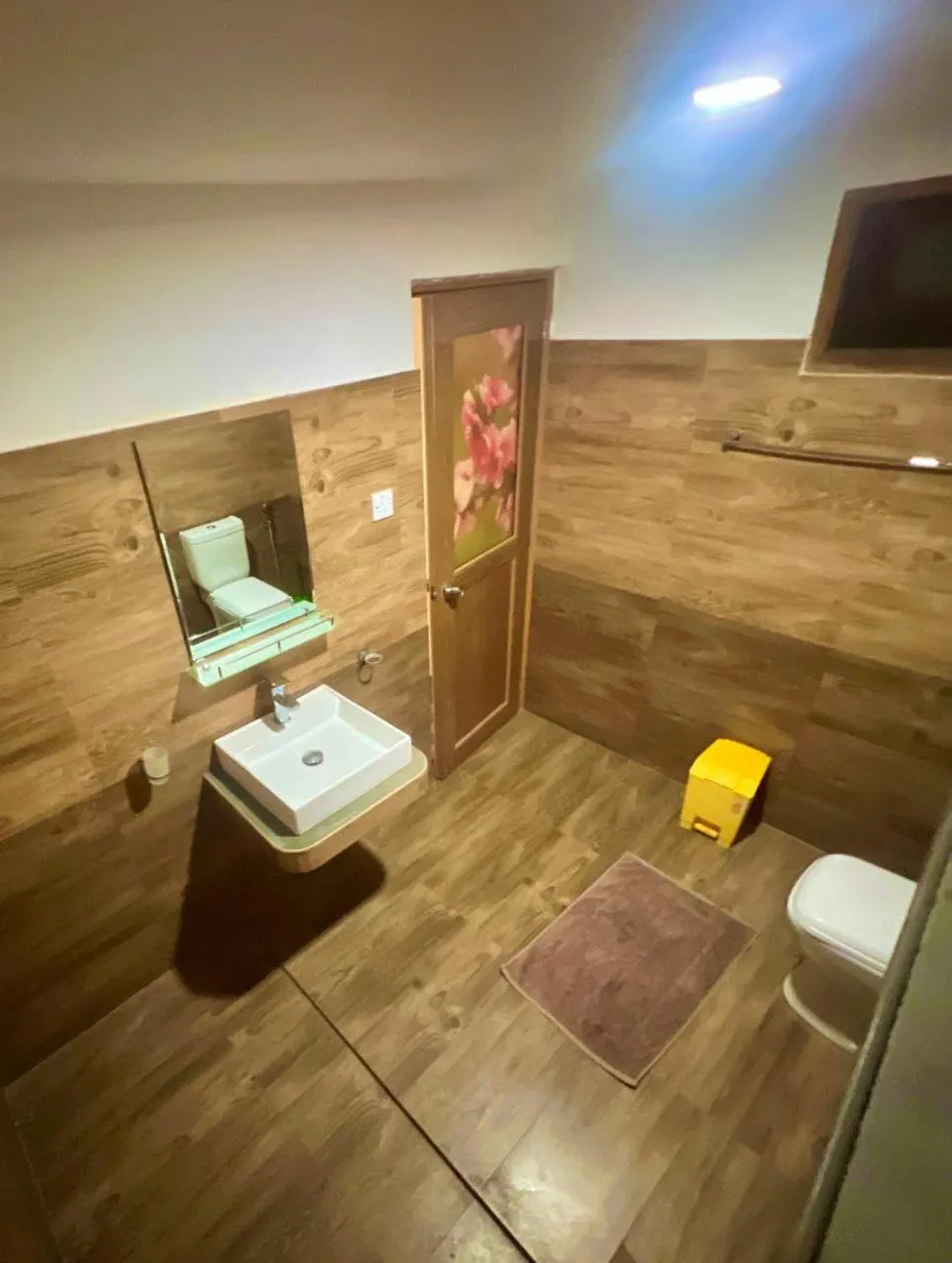 Bathroom in Ella 100 View Cottage