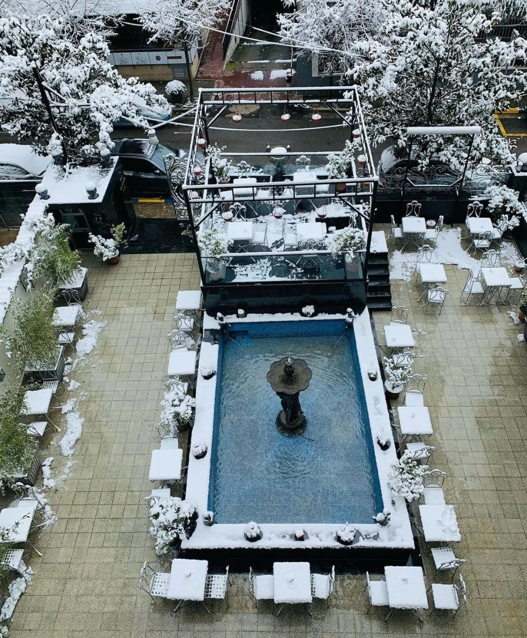 Property building in Hotel Elysee