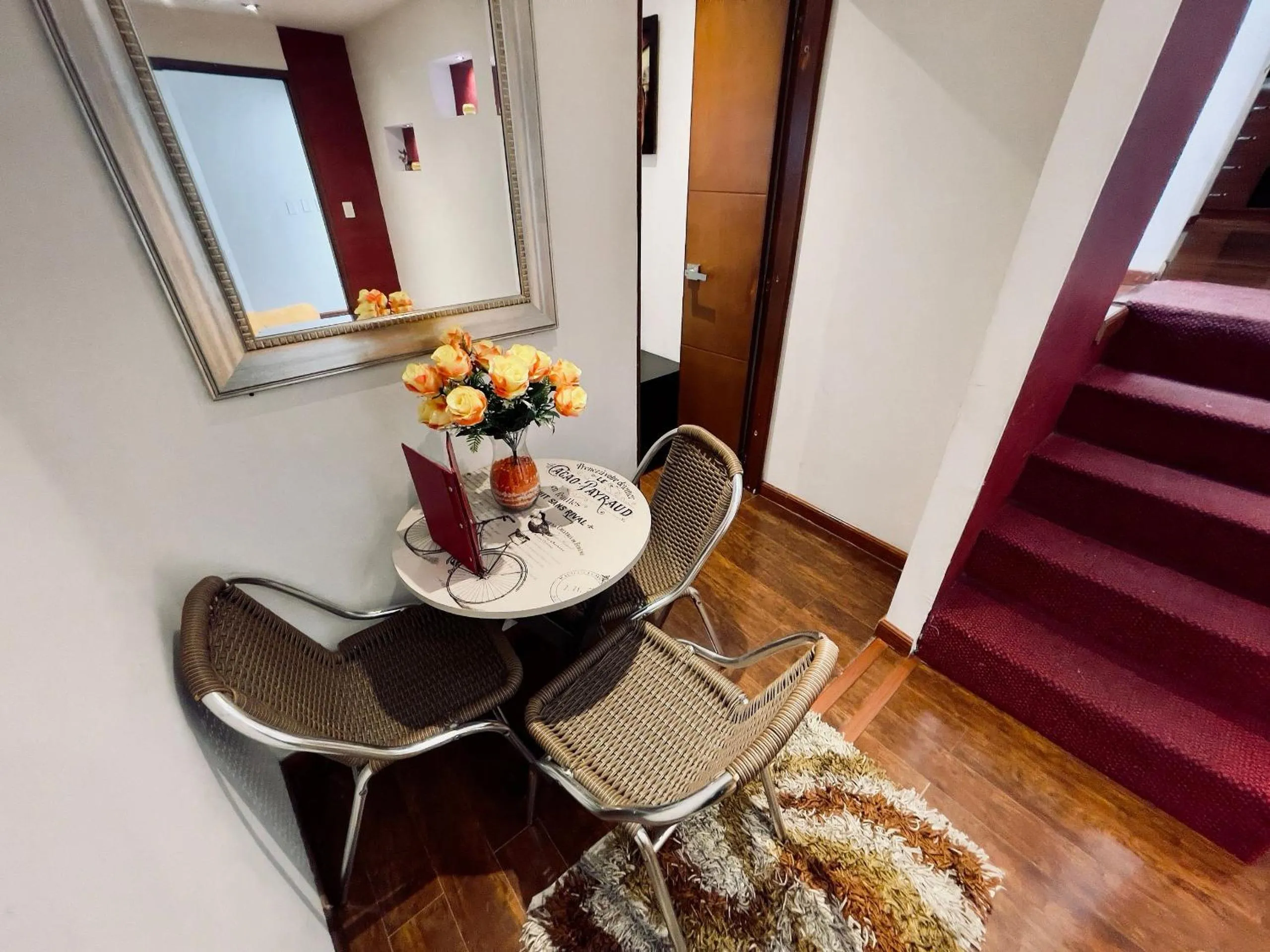 Living room in Hotel Santa Cruz Bogotá