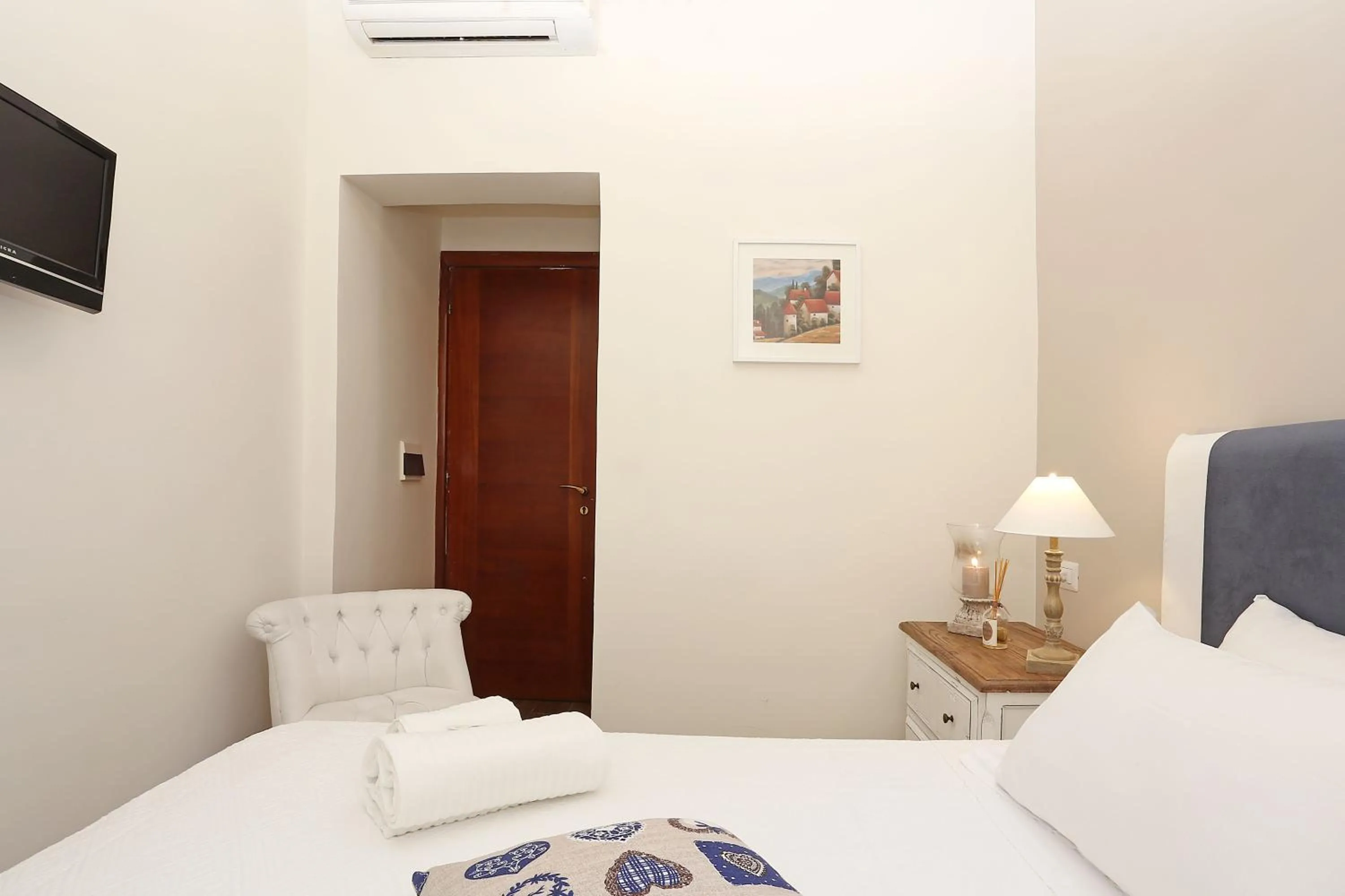 Bedroom, Bed in Daplace - Arena House