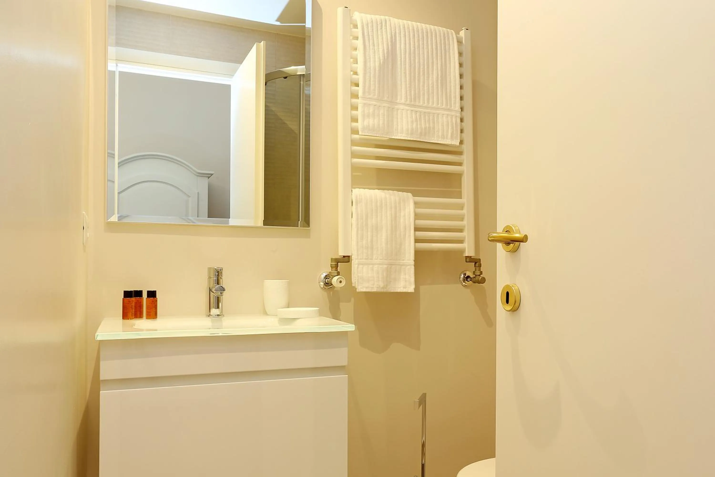 Bathroom in Daplace - Arena House