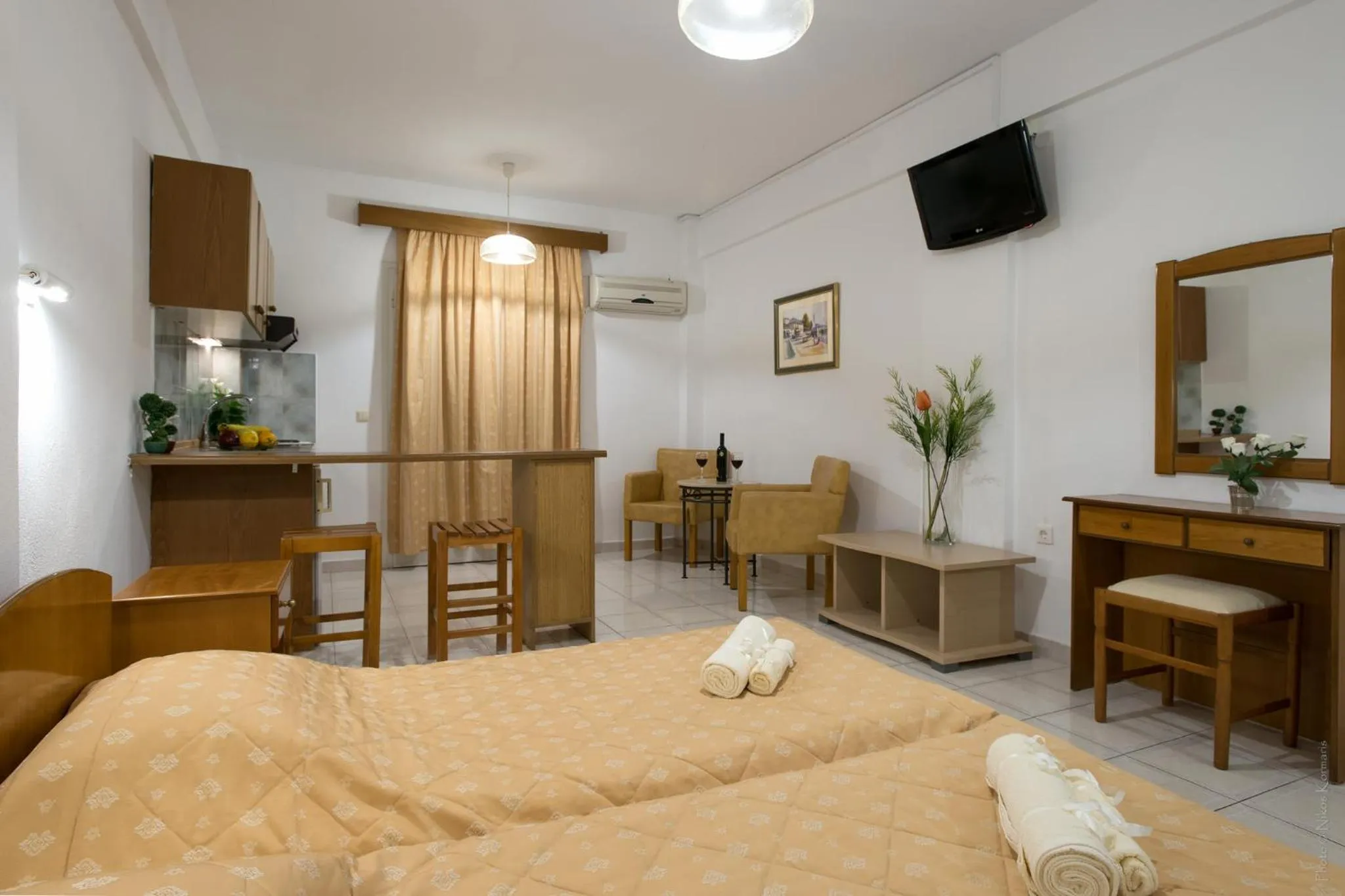 Bedroom, Bed in Philippos Hotel