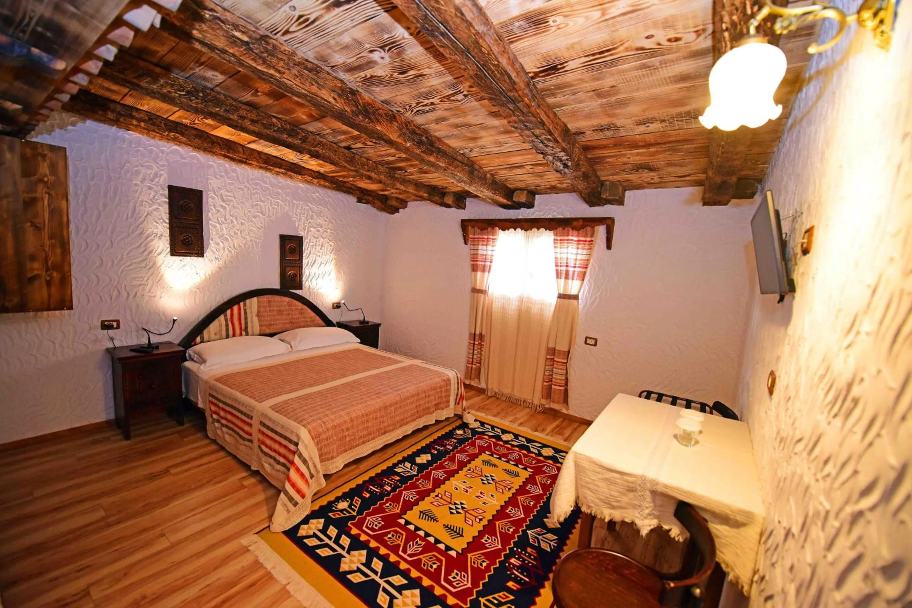 Photo of the whole room, Bed in Hotel Tradita