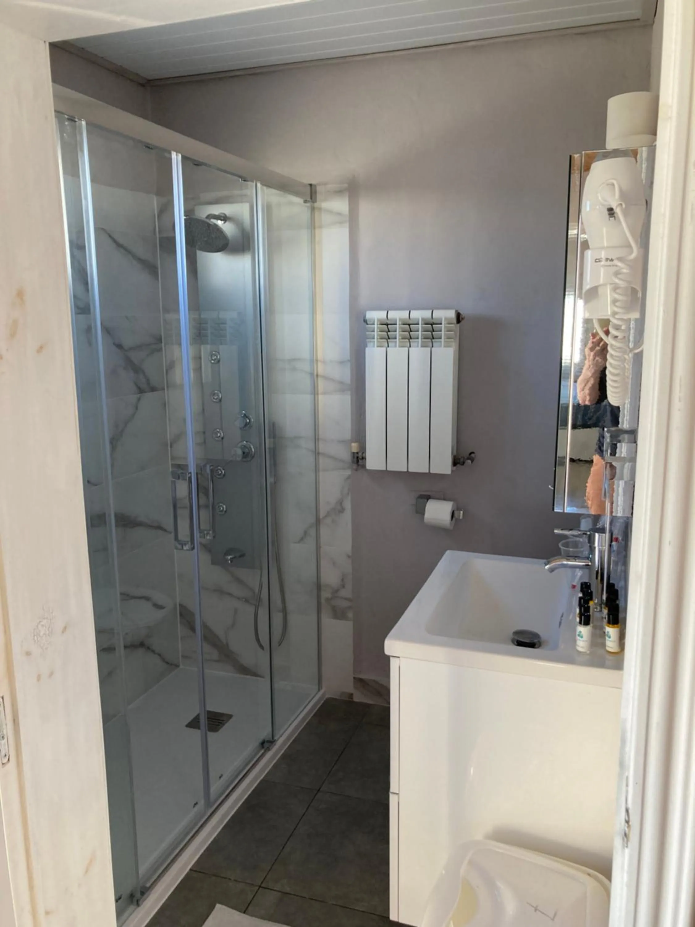 Shower in Casa Robion