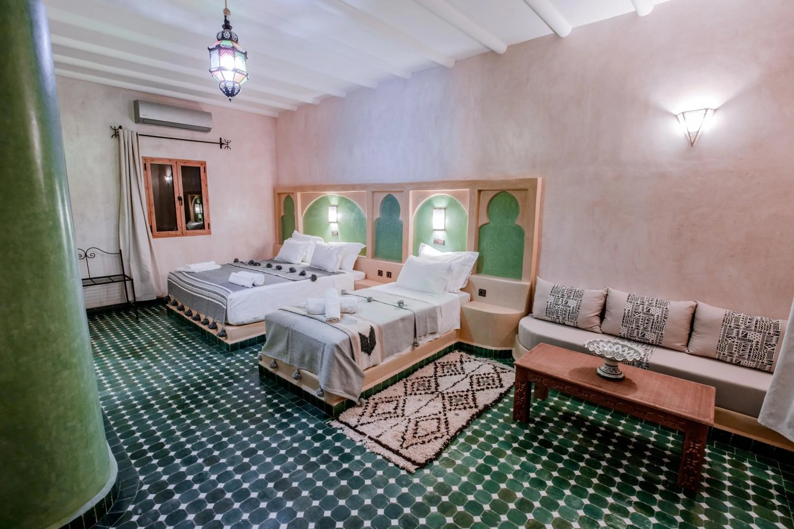 Bed in Hassilabiad Appart Hotel