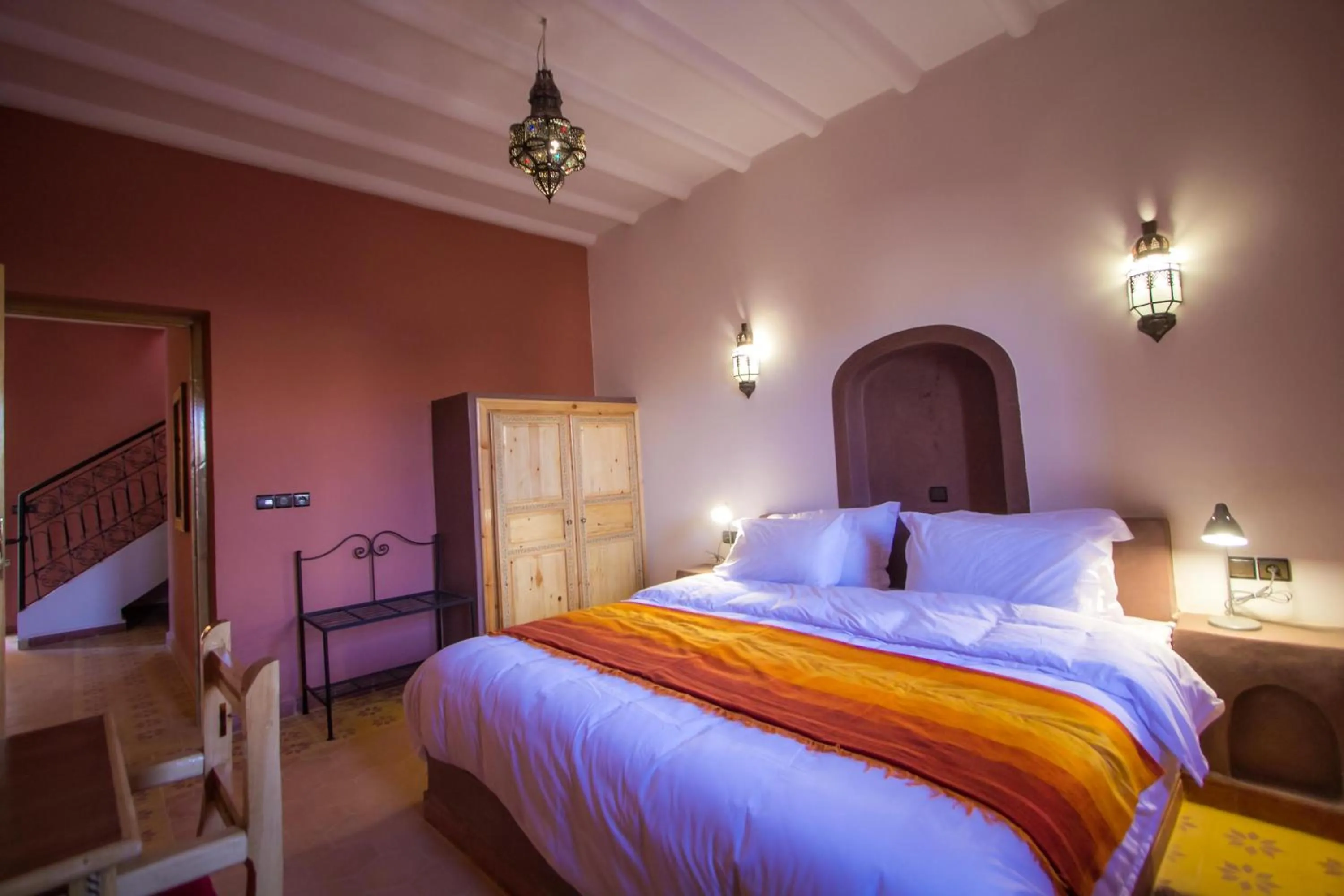 Bed in Hassilabiad Appart Hotel