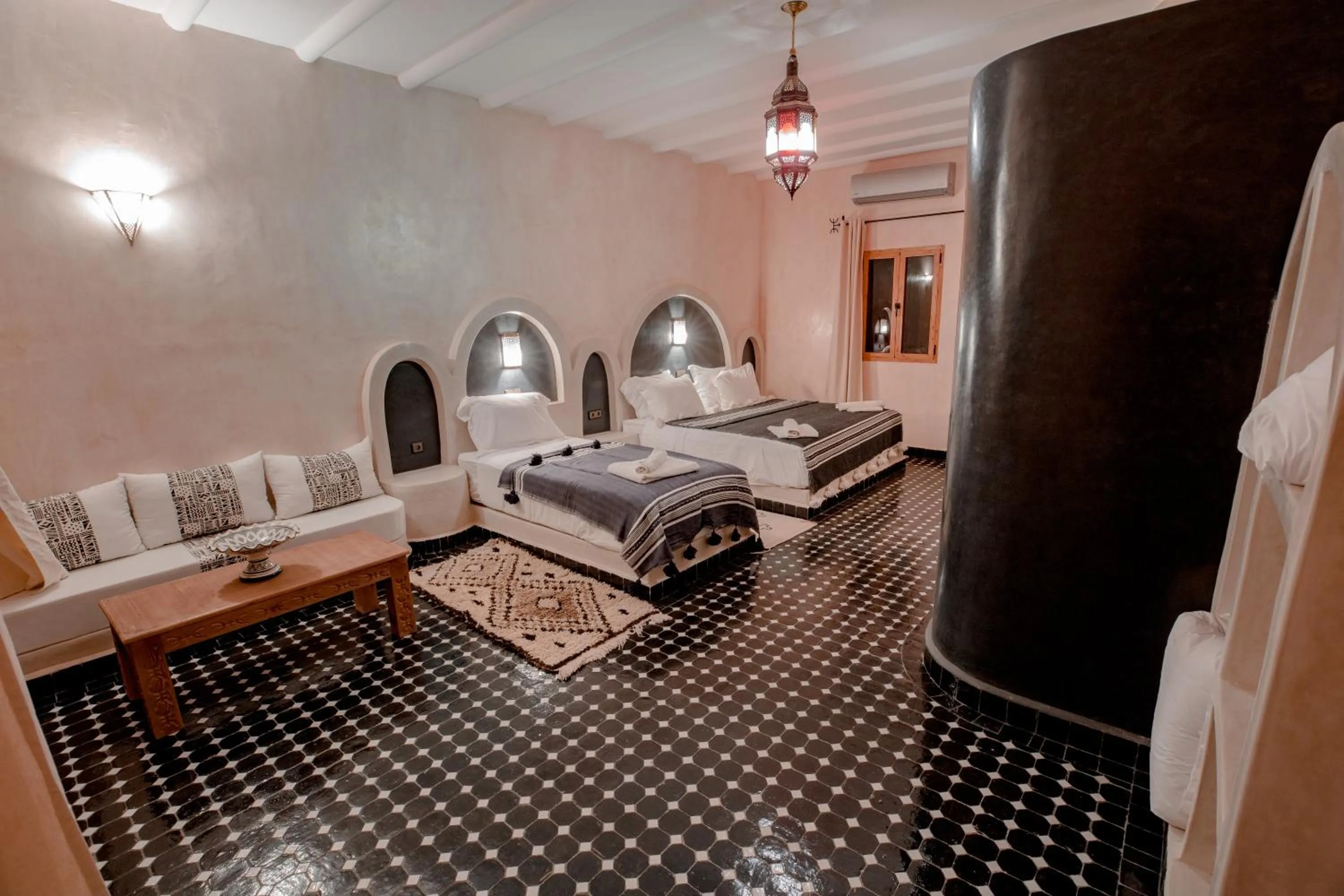 Bed in Hassilabiad Appart Hotel