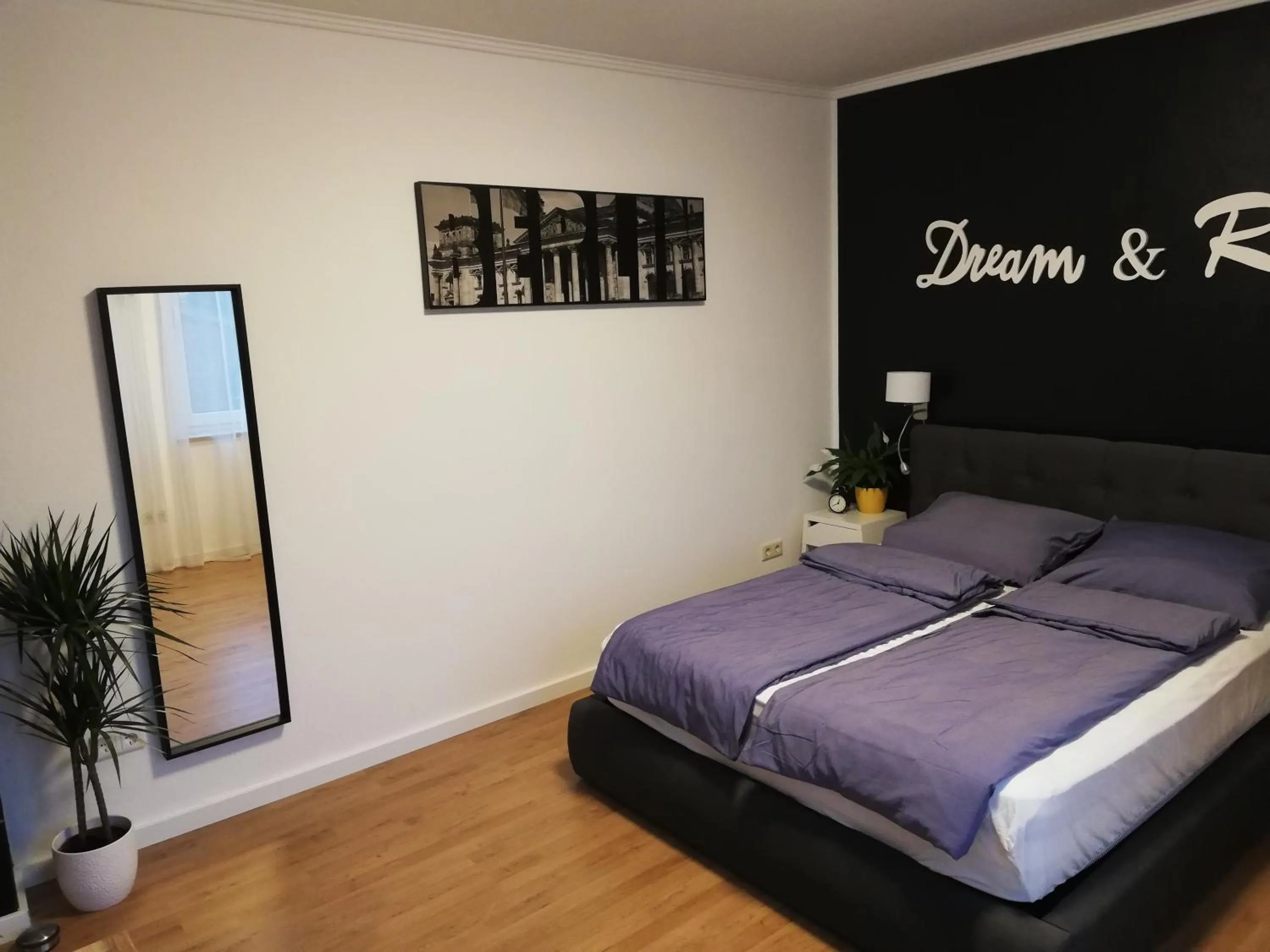 Bedroom, Bed in Dream & Relax Apartment's Messe