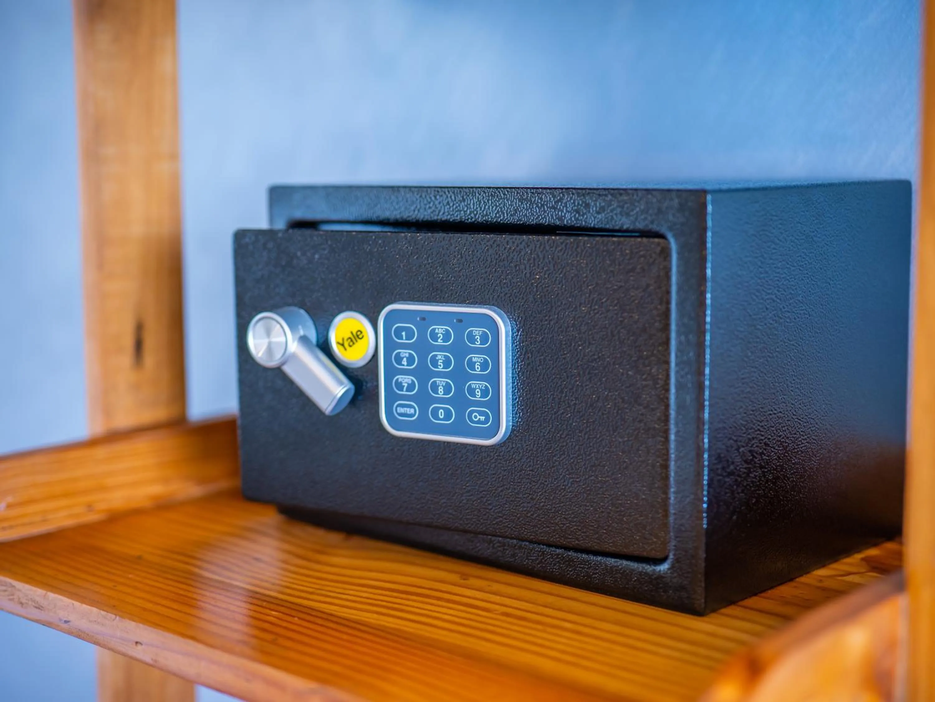 safe in Hotel La Mariposa