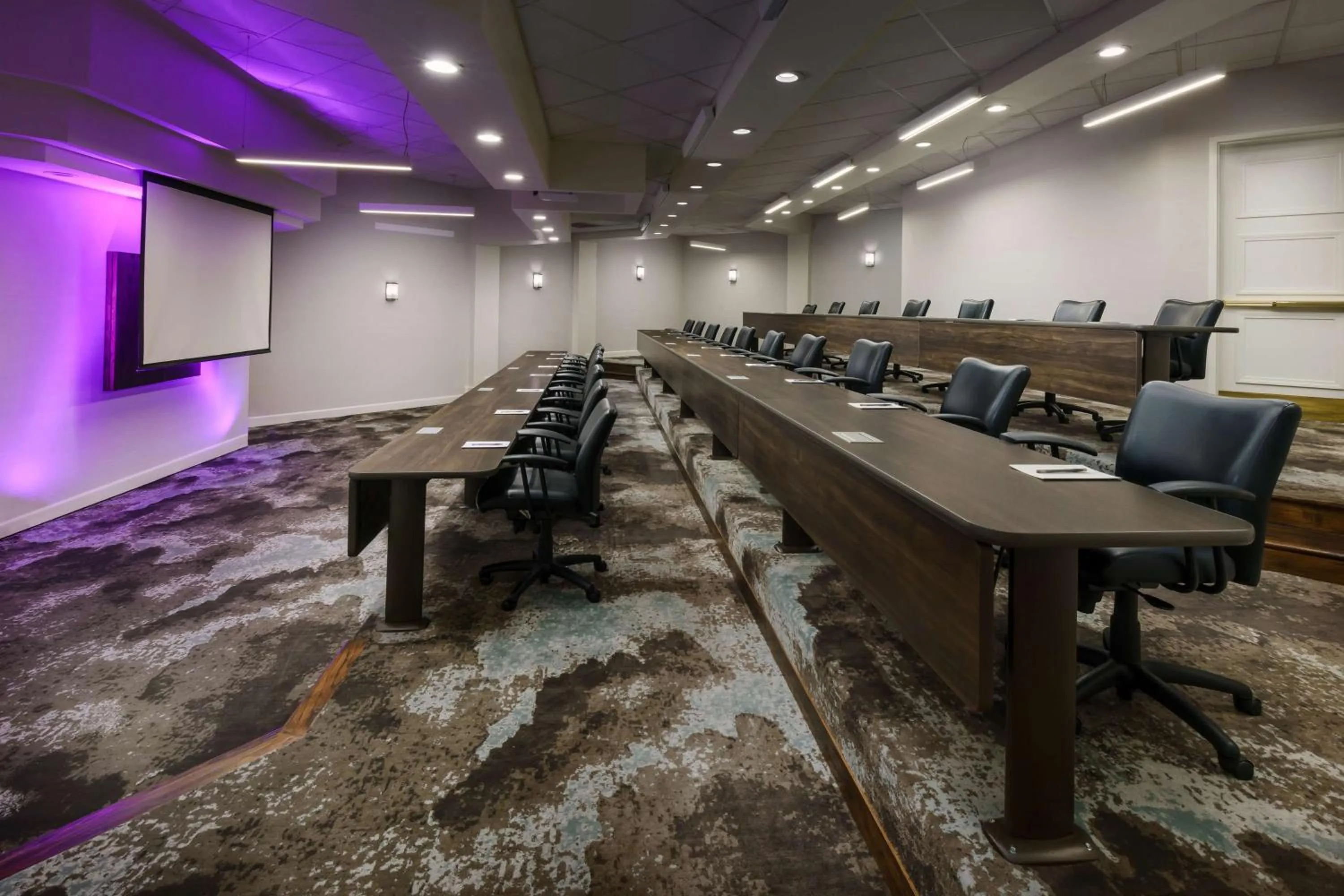 Meeting/conference room in Hilton Phoenix Airport