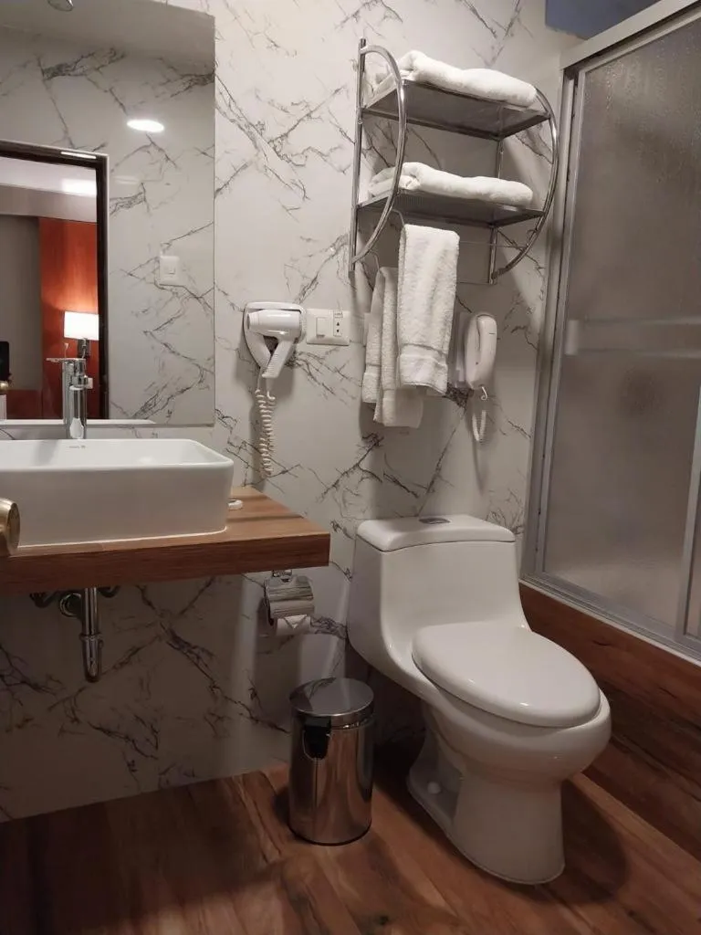 Toilet in Xima Arequipa Crismar