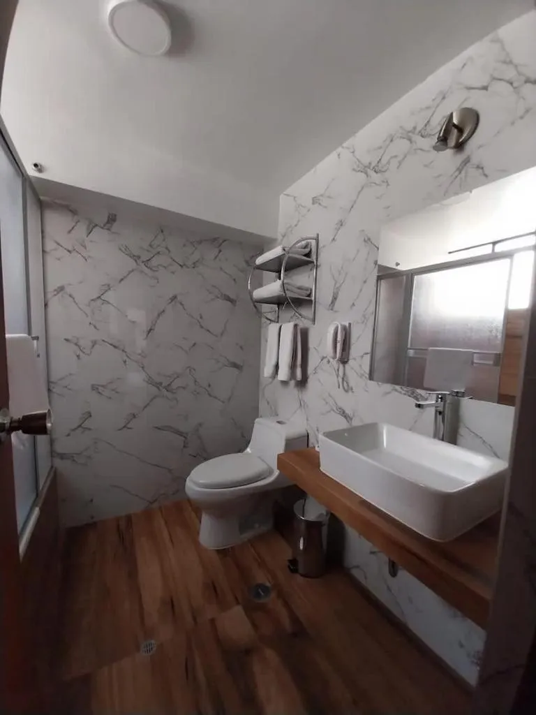 Shower in Xima Arequipa Crismar