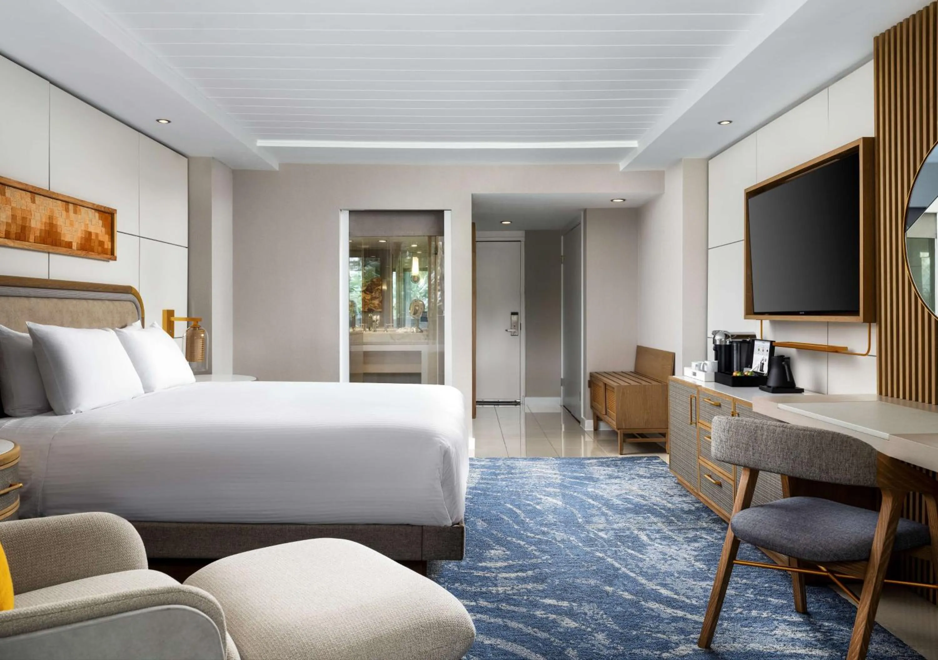 Bedroom, Bed in Hotel La Jolla, Curio Collection by Hilton