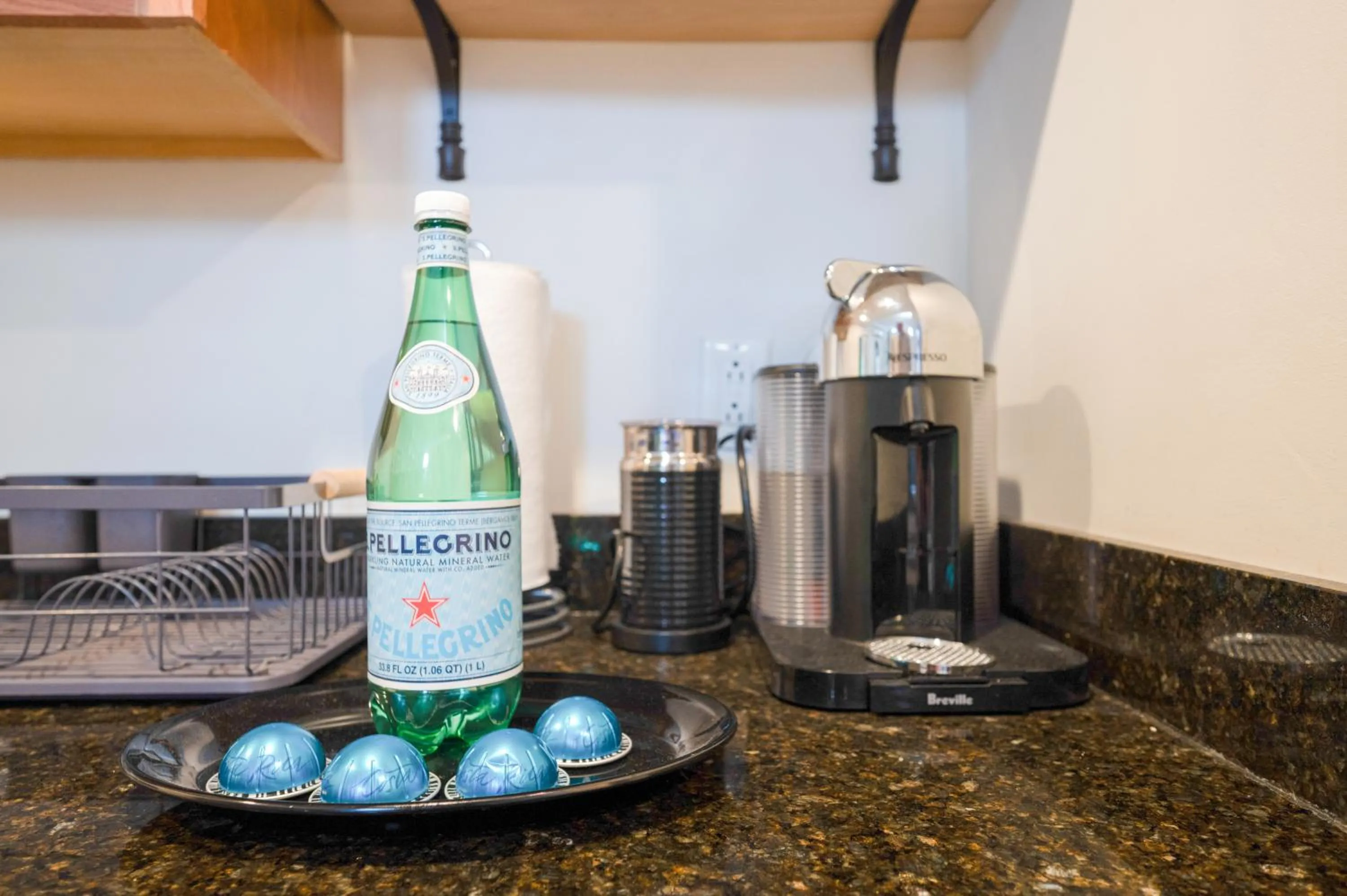 Amazing Location studio parking