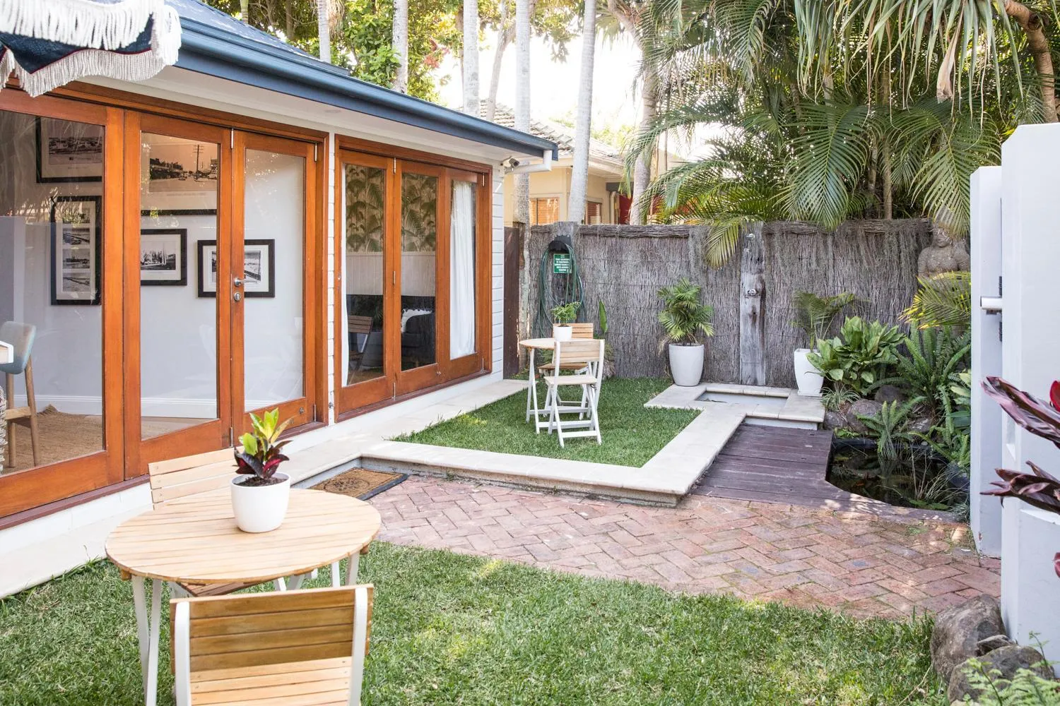 Property building in Bayhaven Lodge