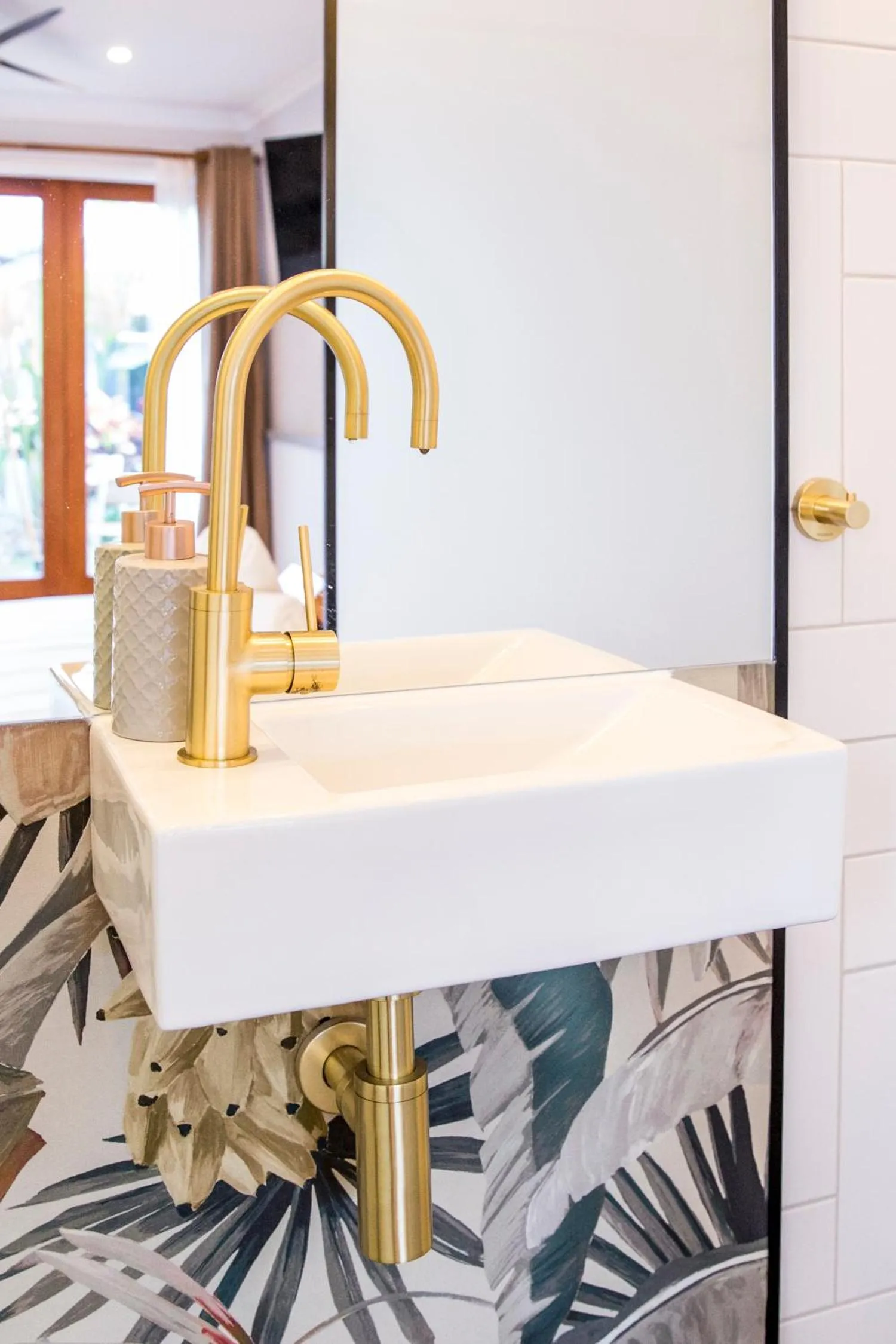 Bathroom in Bayhaven Lodge