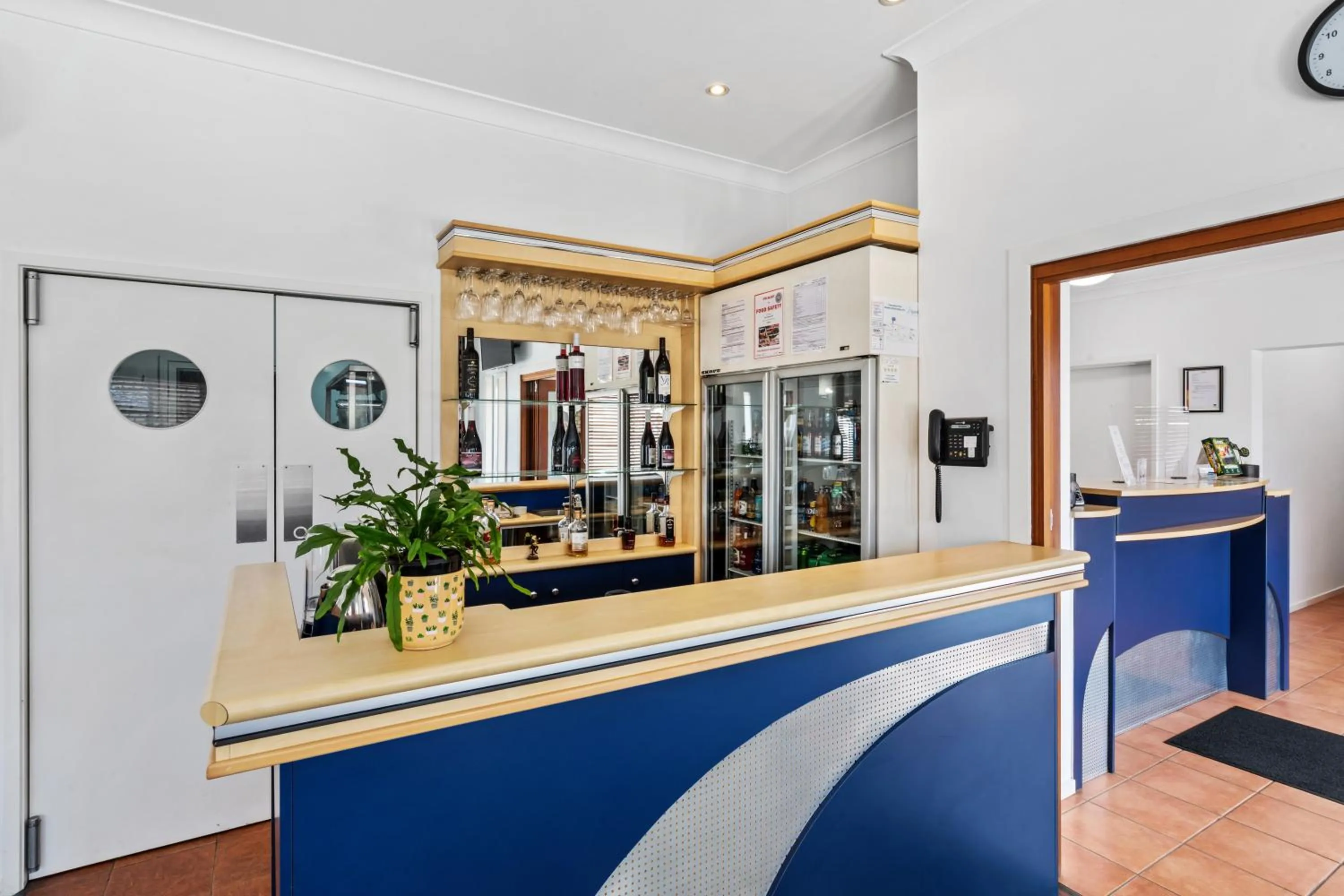 Lounge or bar in Browns Plains Motor Inn