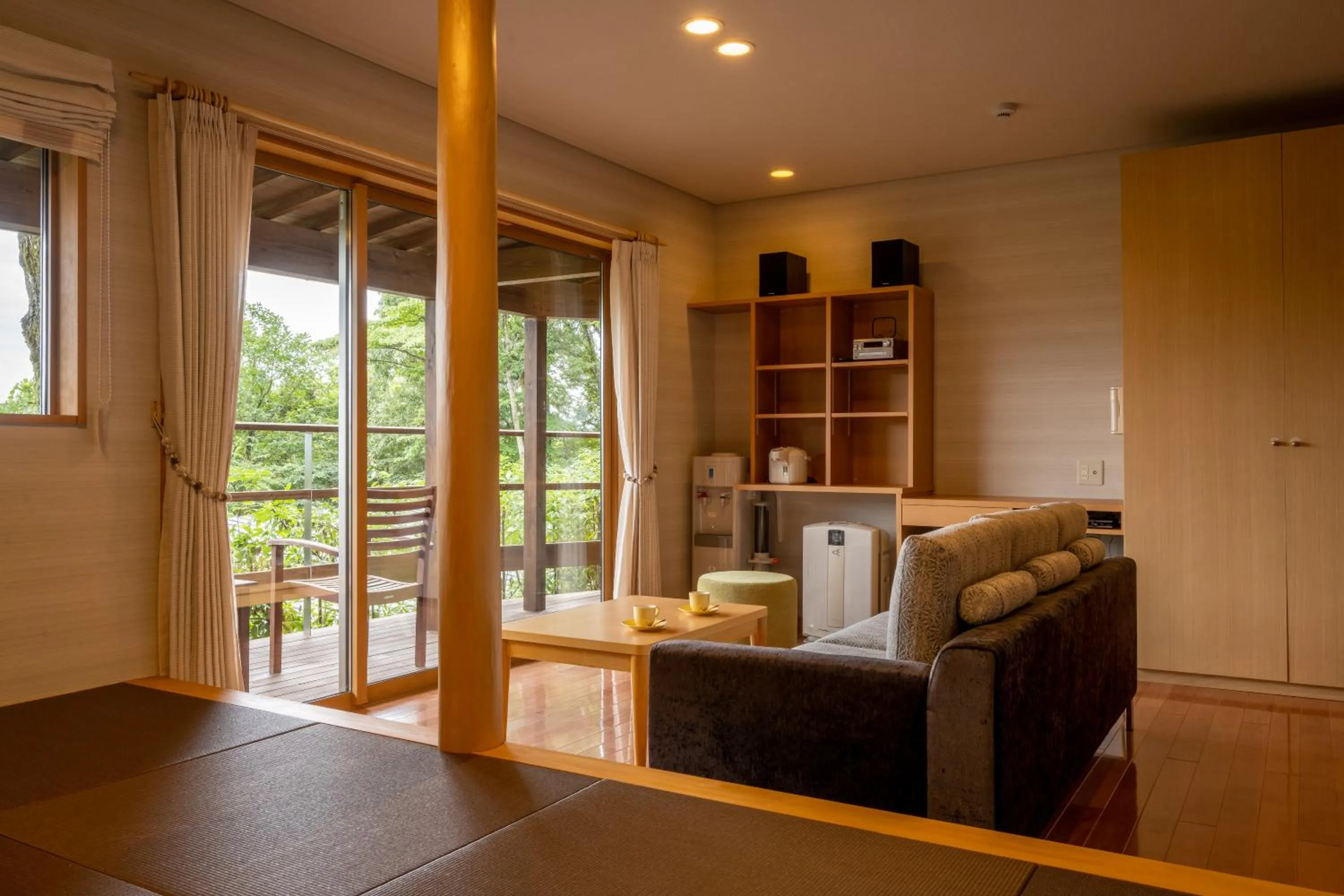 Living room in Kusayane no yado Ryunohige