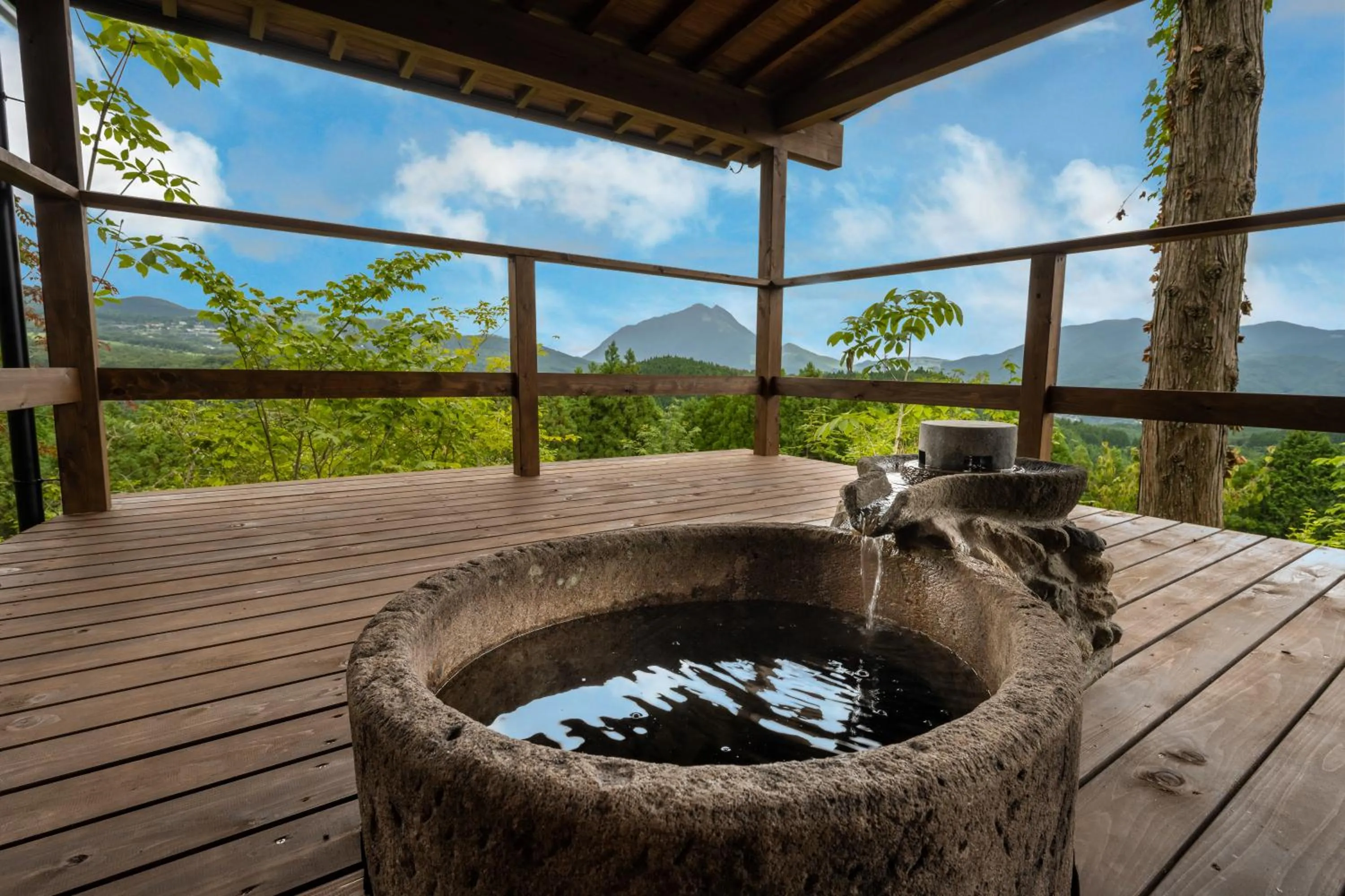 Natural landscape in Kusayane no yado Ryunohige