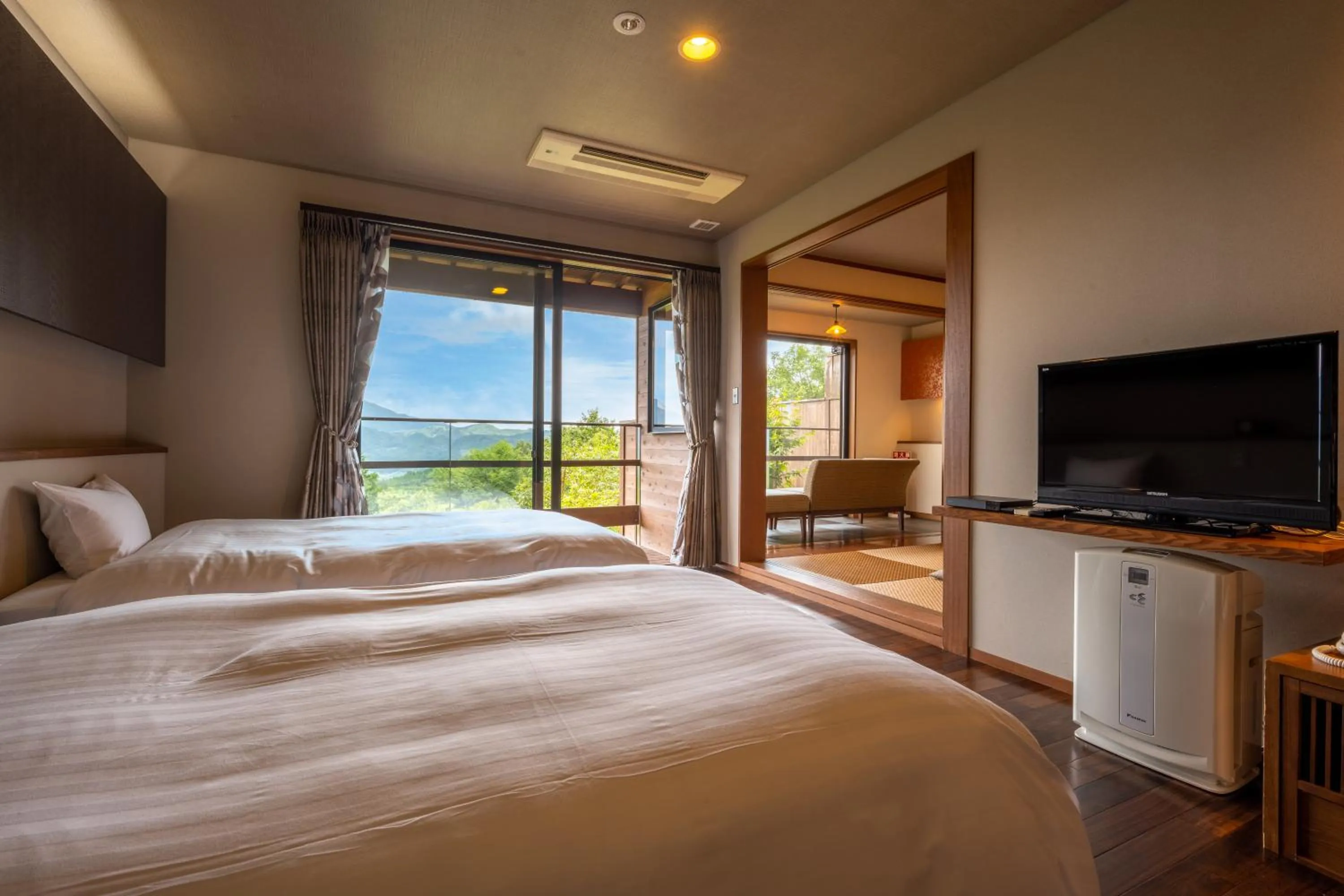 Bed in Kusayane no yado Ryunohige