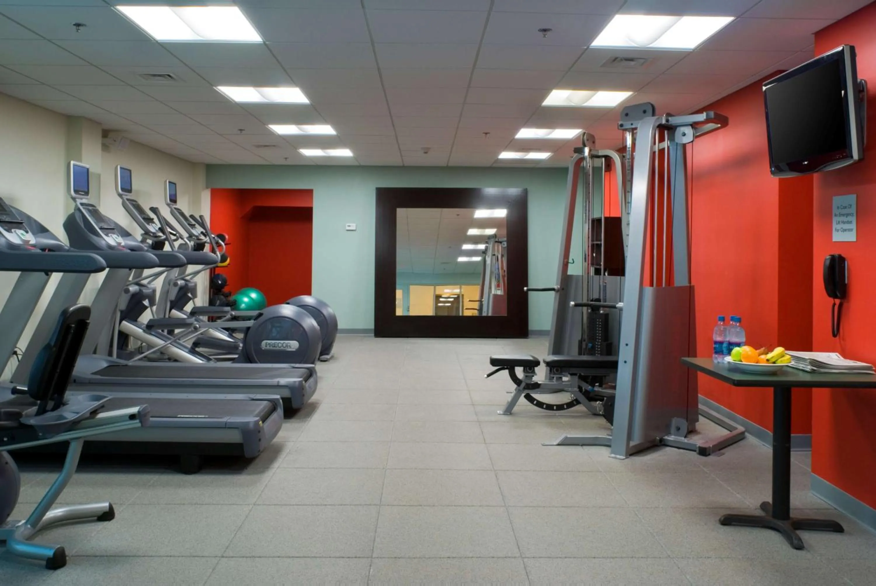 Fitness centre/facilities in Hilton Providence
