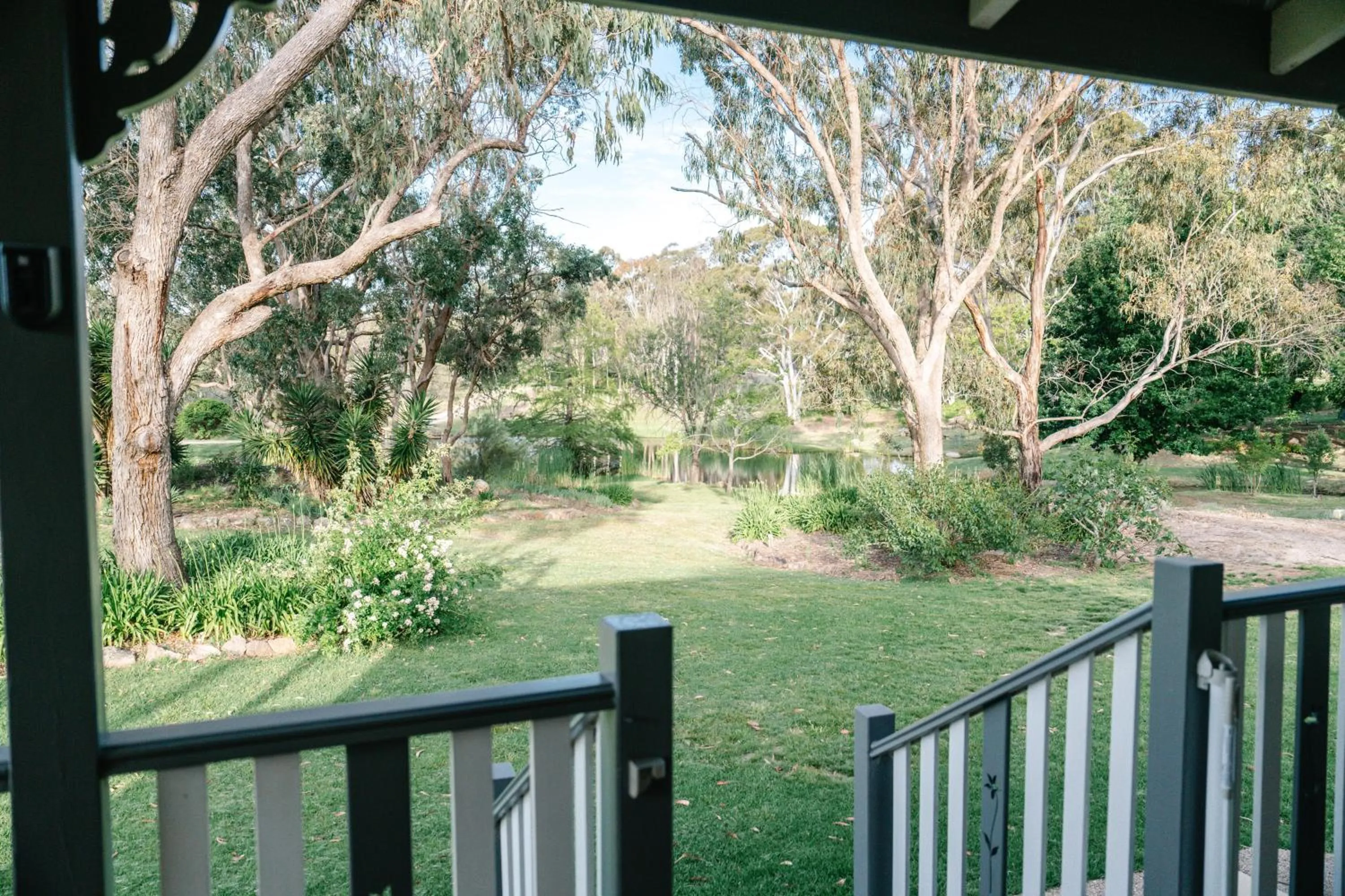 Granite Gardens Cottages & Lake Retreat