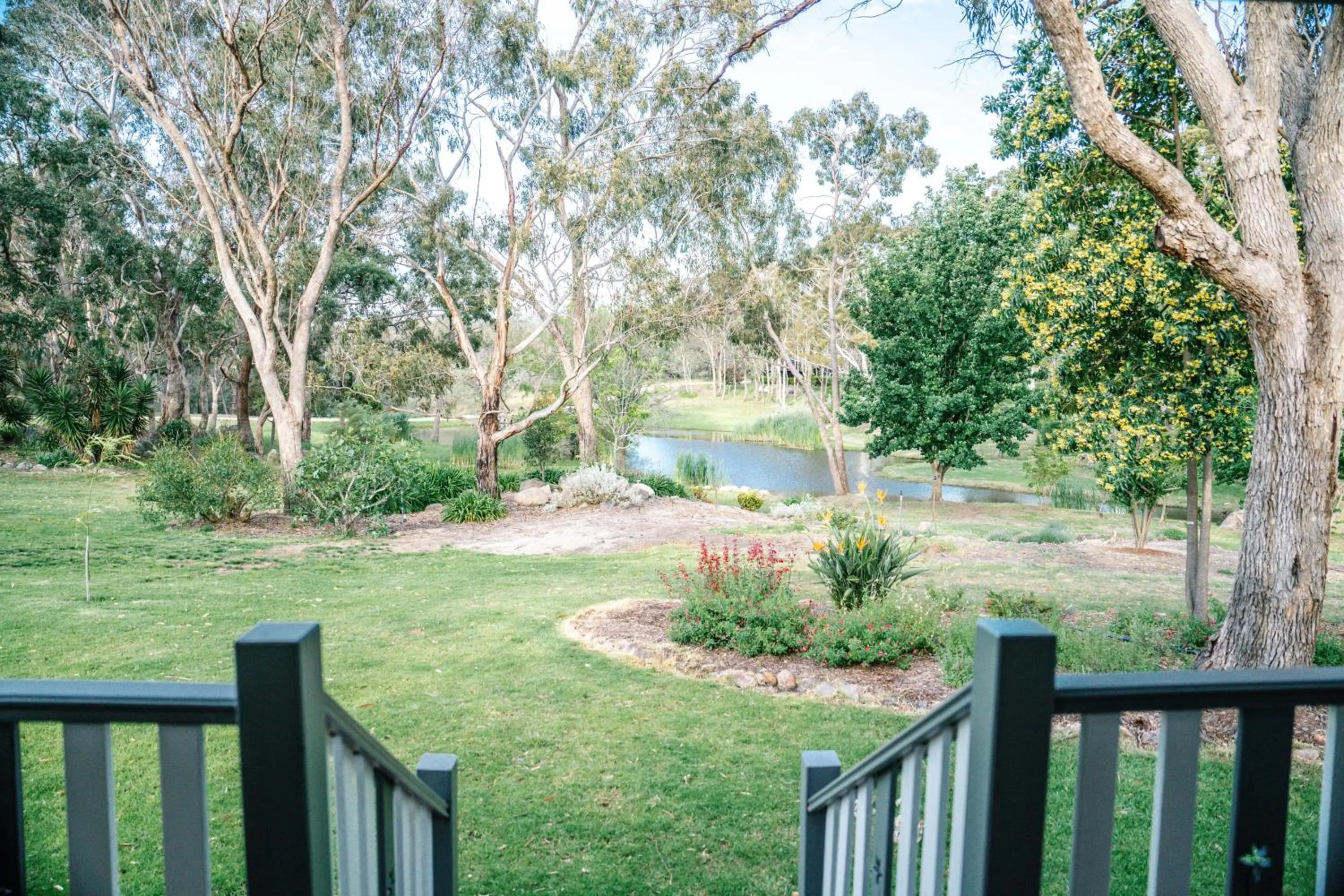 Granite Gardens Cottages & Lake Retreat