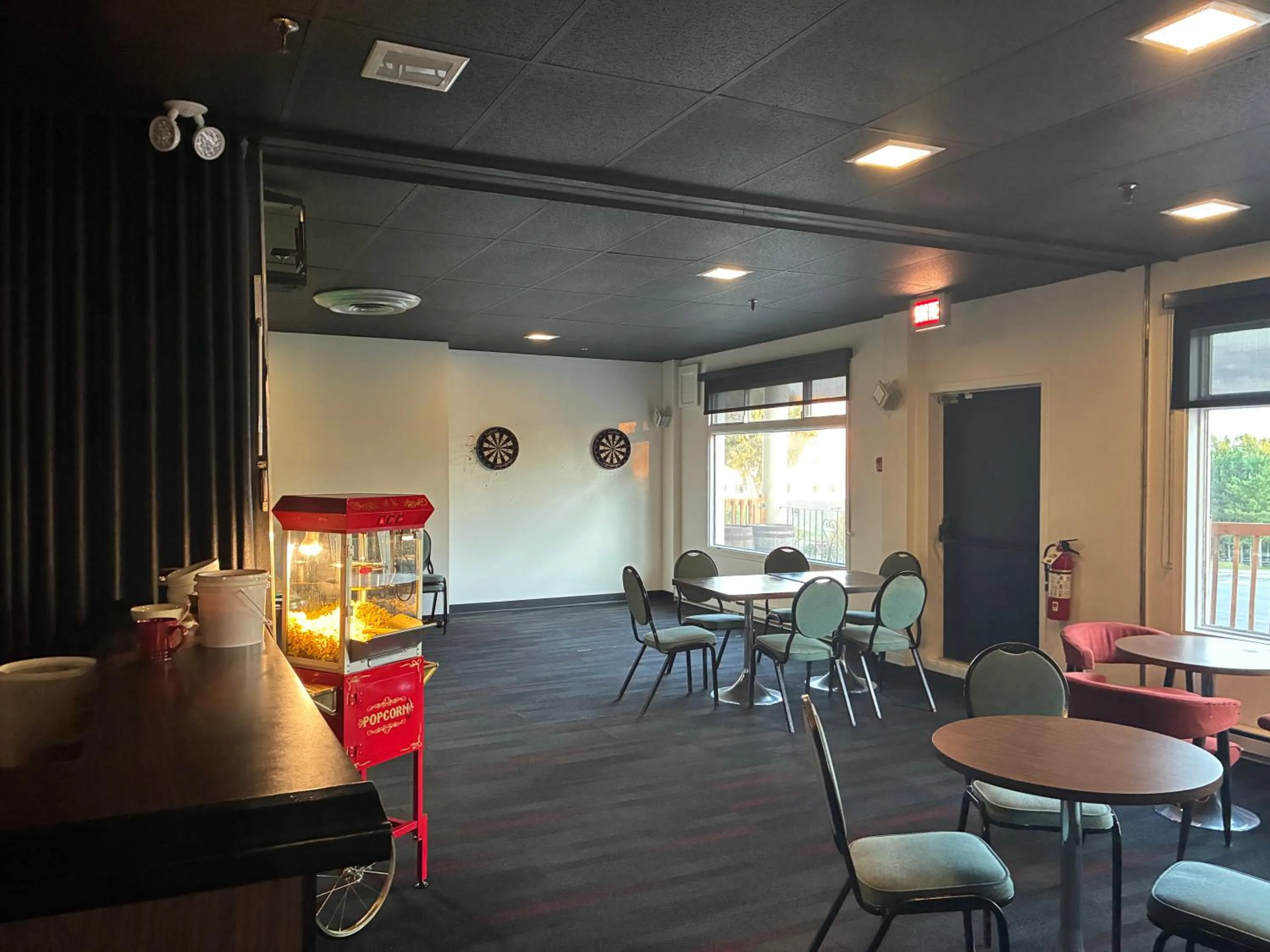 Darts in Hotel Motel Le Château