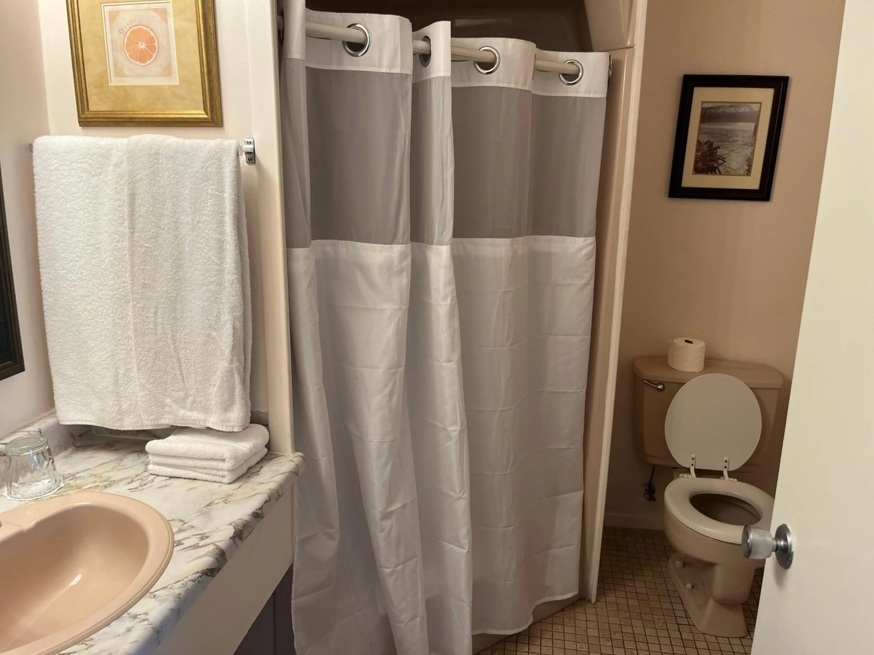 Bathroom in Hotel Motel Le Château