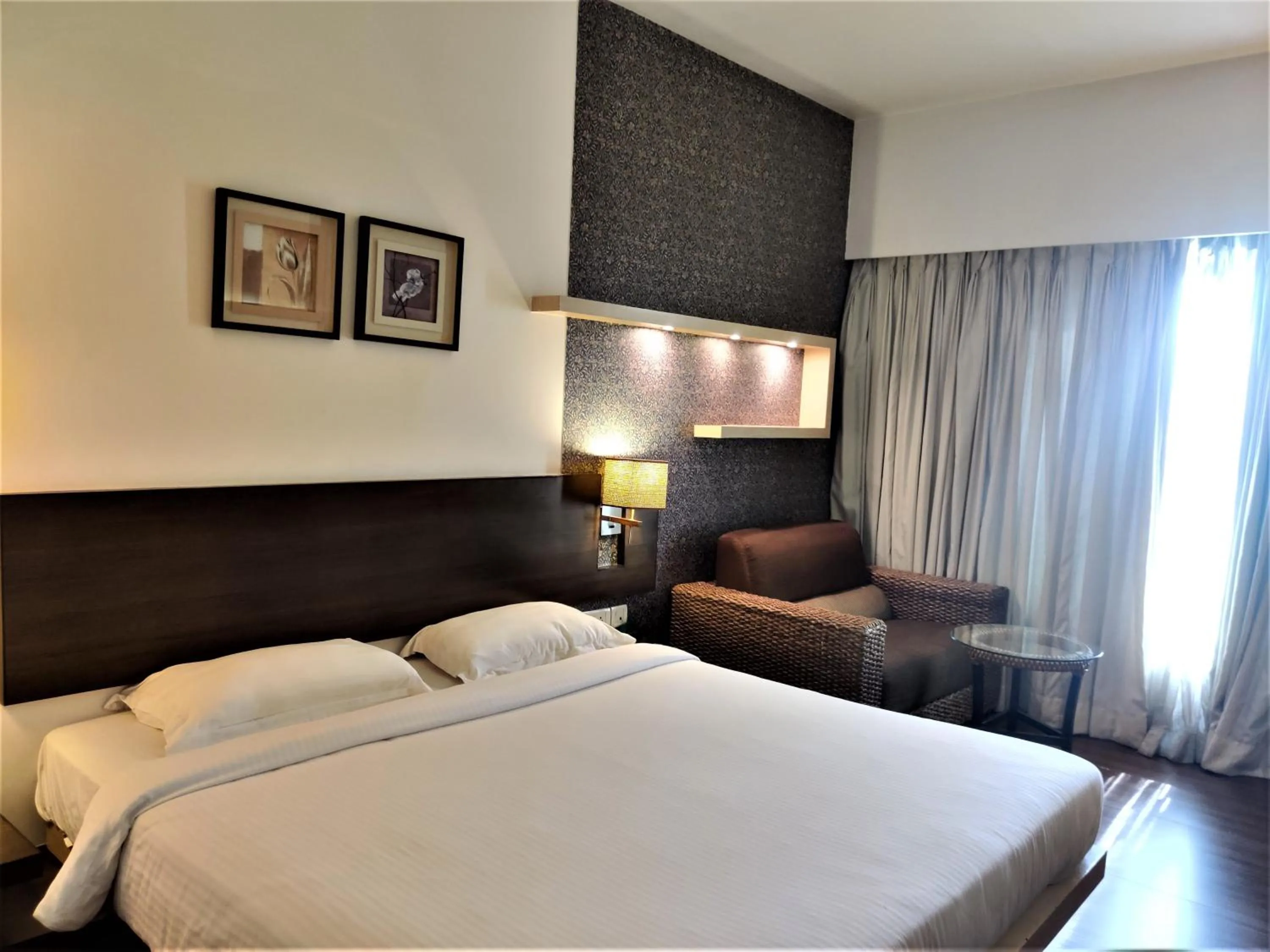 Hotel Satkar Residency