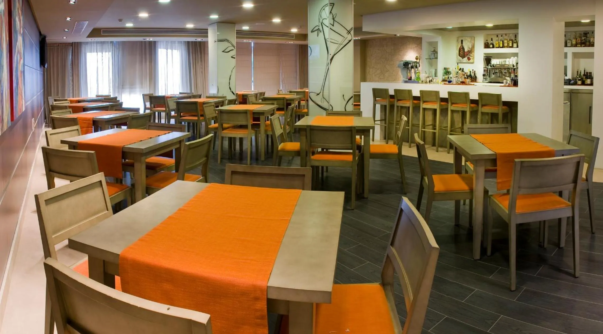 Lounge or bar in Kn Hotel Arenas del Mar Adults Only