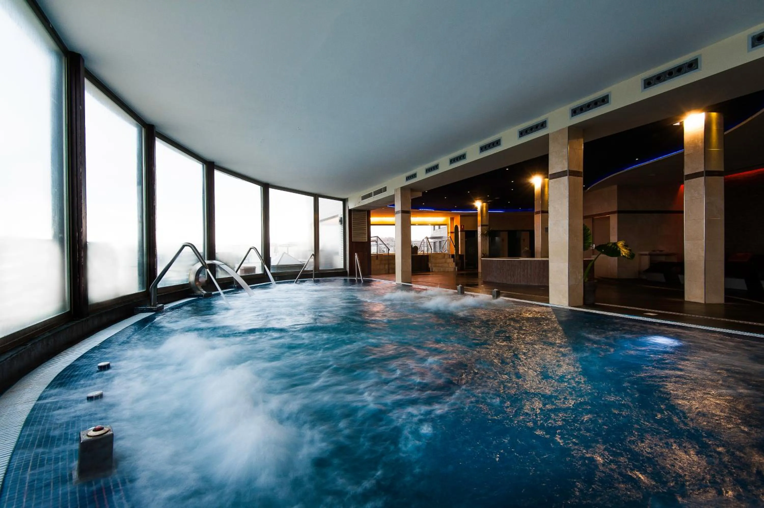 Spa and wellness centre/facilities in Kn Hotel Arenas del Mar Adults Only