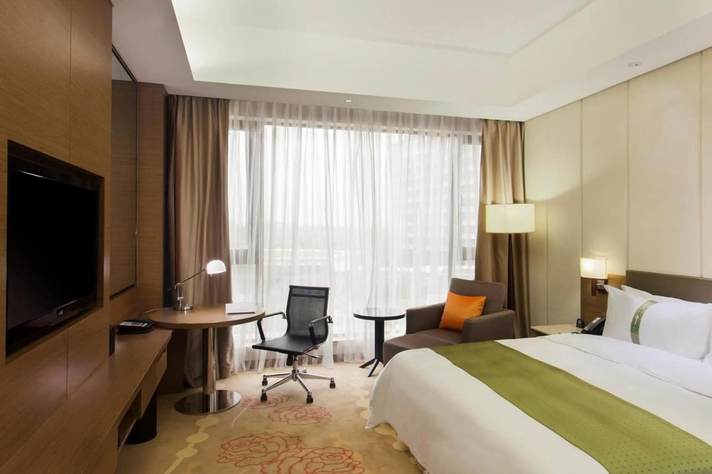 Bedroom, Bed in Holiday Inn Nanyang by IHG