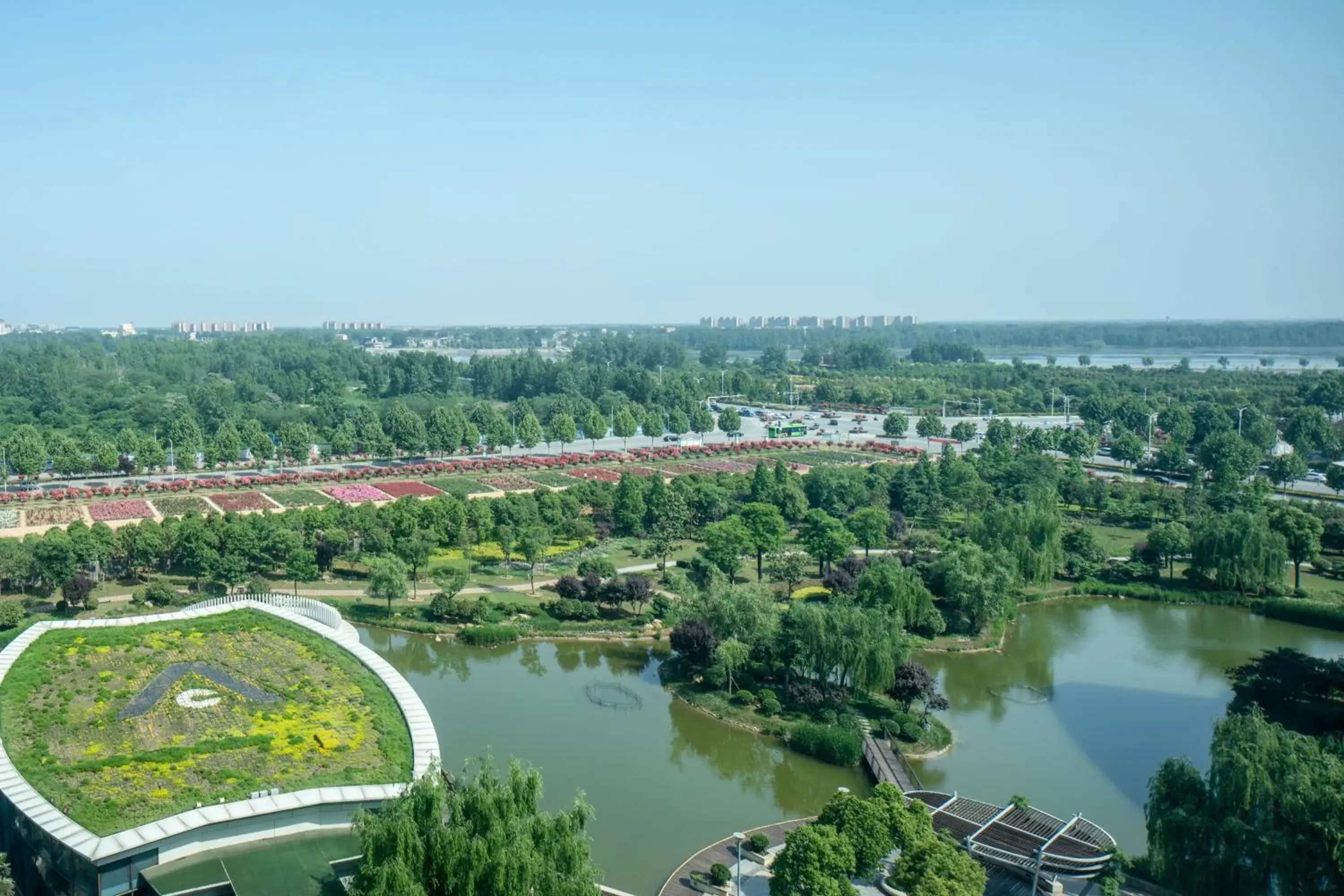 Standard Twin Room with River View in Holiday Inn Nanyang by IHG Standard Twin Room with River View in Holiday Inn Nanyang by IHG