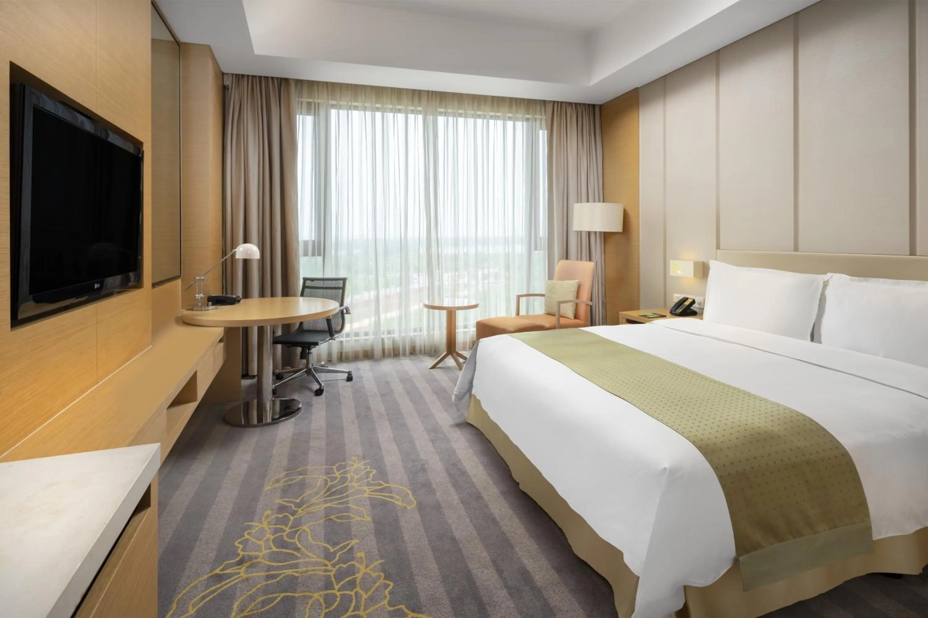 Standard Room in Holiday Inn Nanyang by IHG