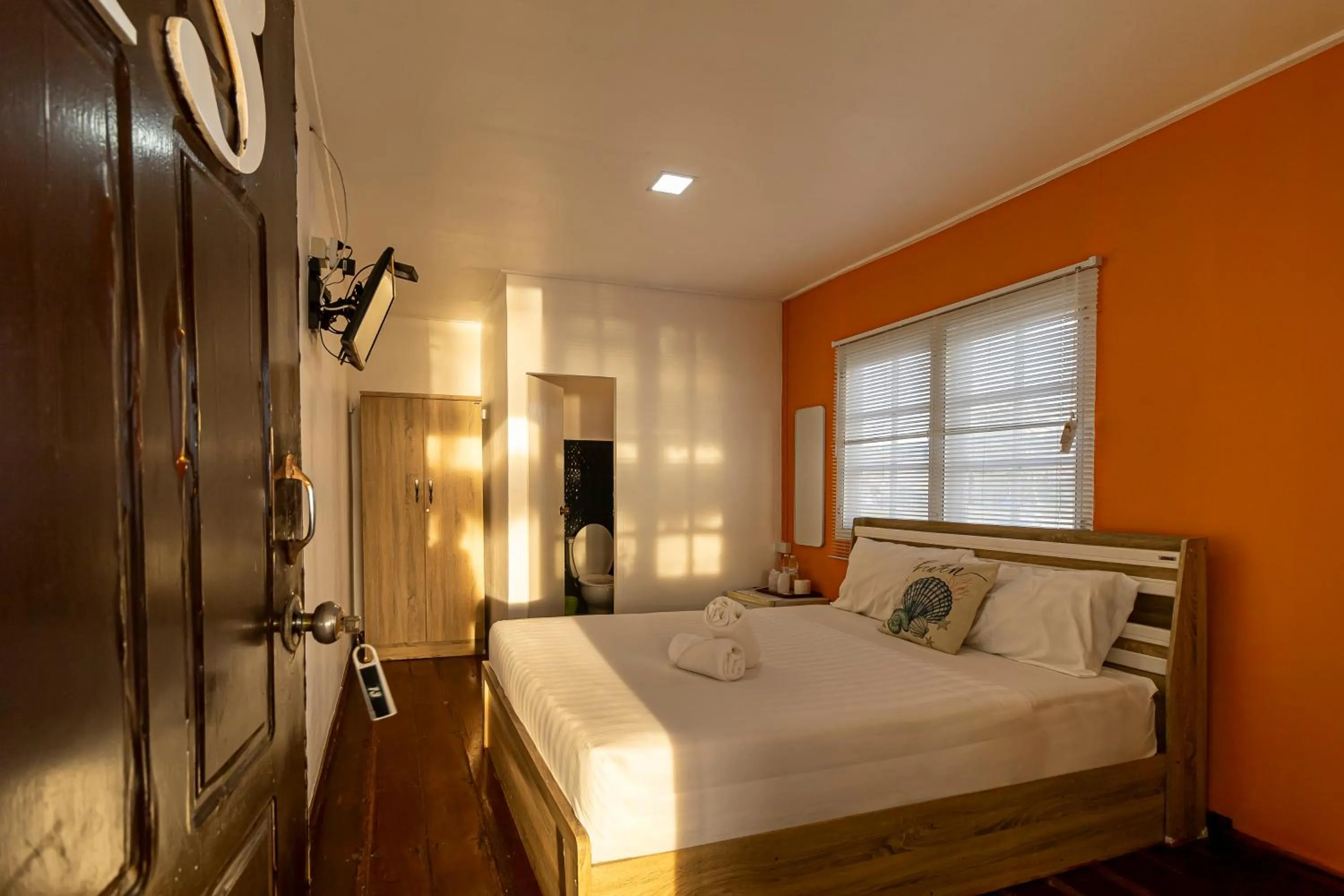 Bed in Karoon Sea View Lodge