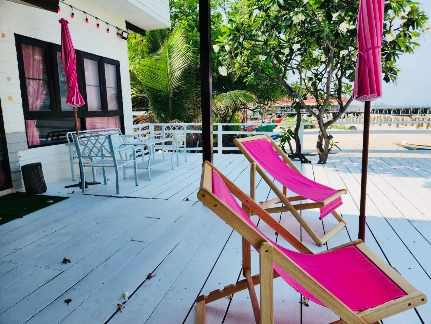 Karoon Sea View Lodge