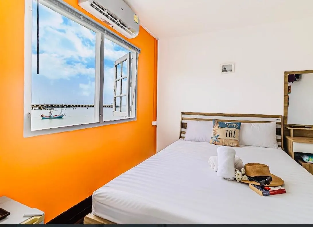 Bed in Karoon Sea View Lodge