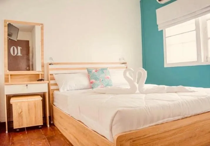 Bed in Karoon Sea View Lodge