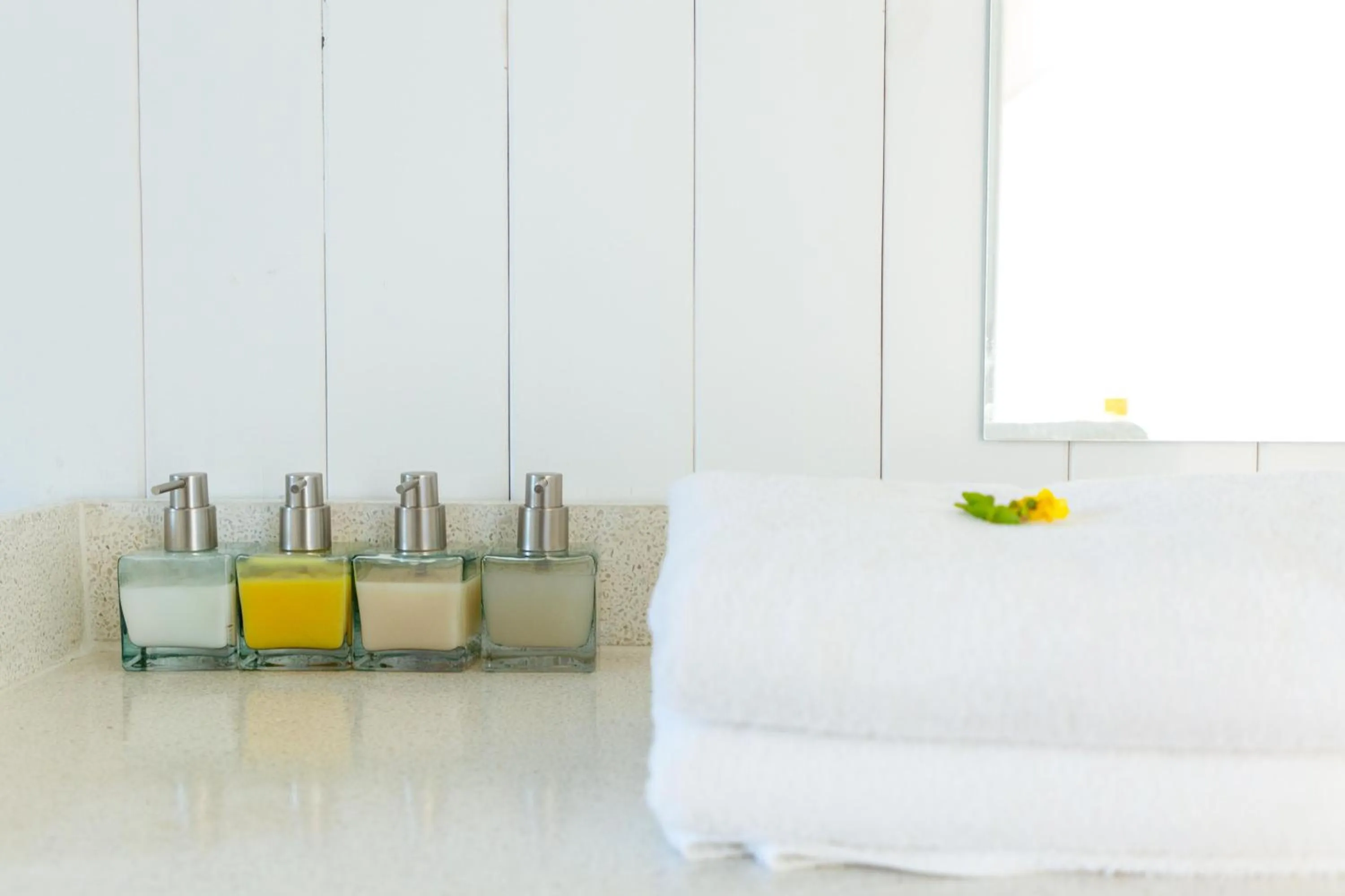 Bathroom, Bed in Casa Flor