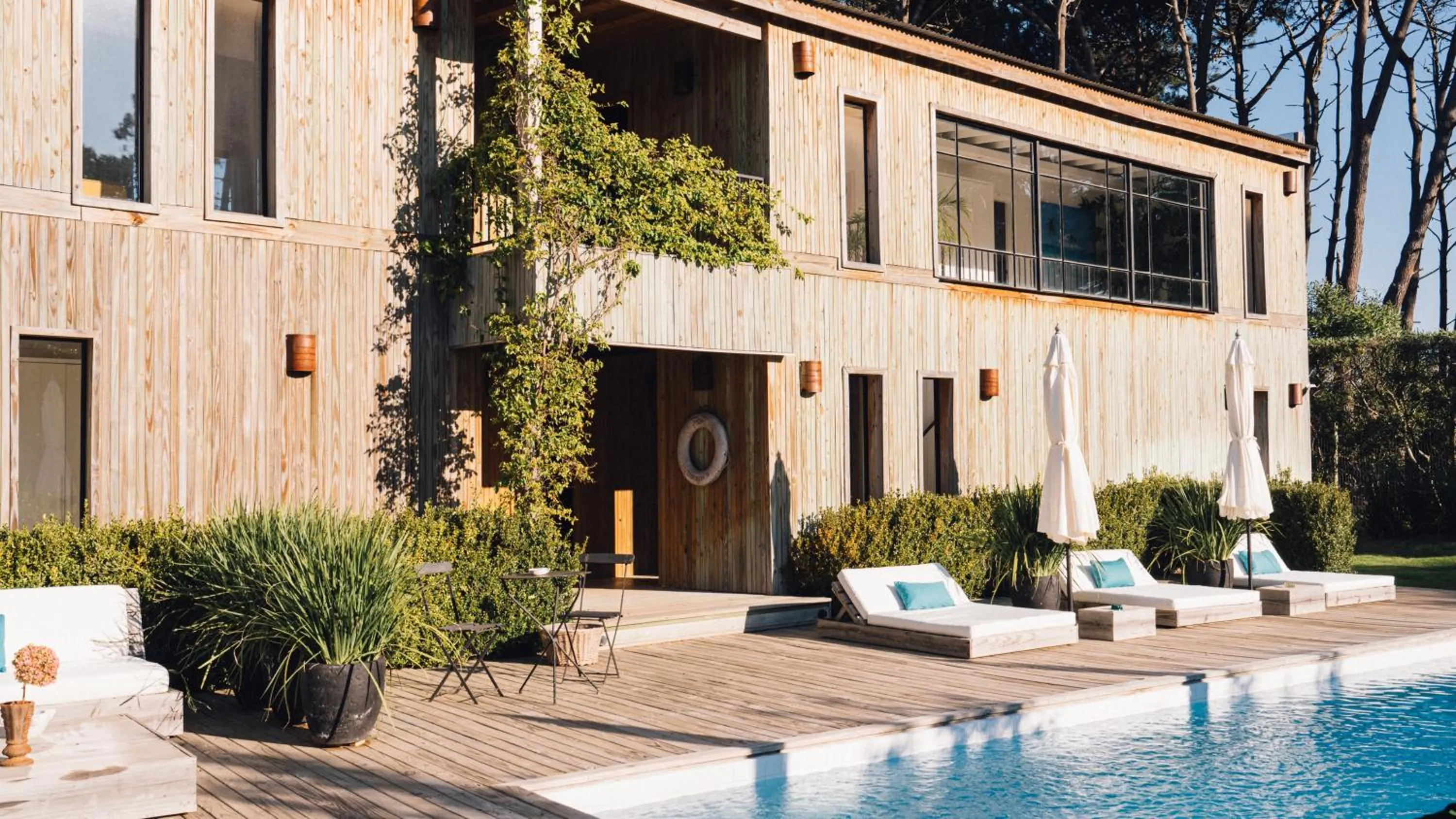 Swimming pool in Casa Flor