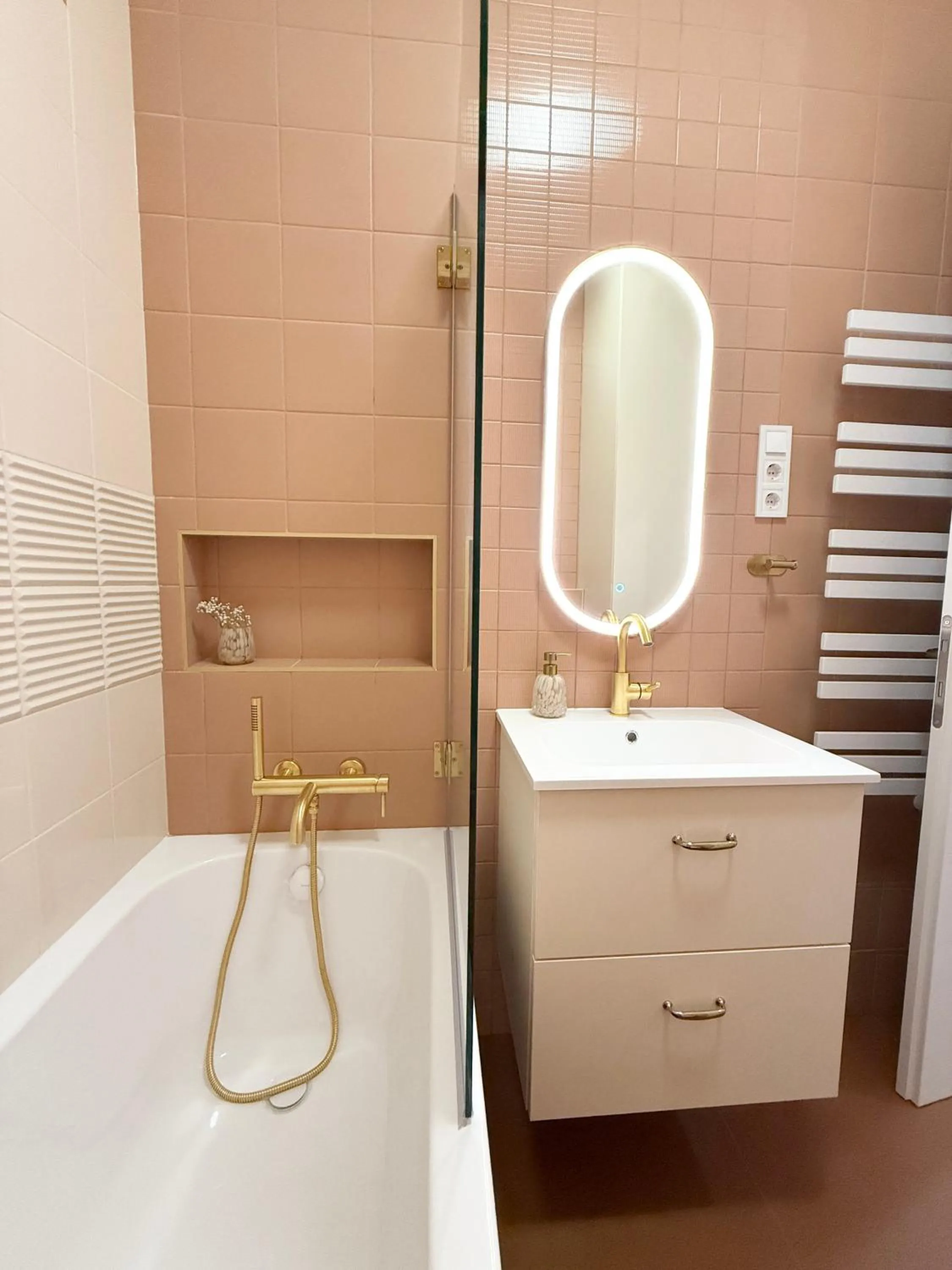 Bathroom in Mirage Medic Hotel