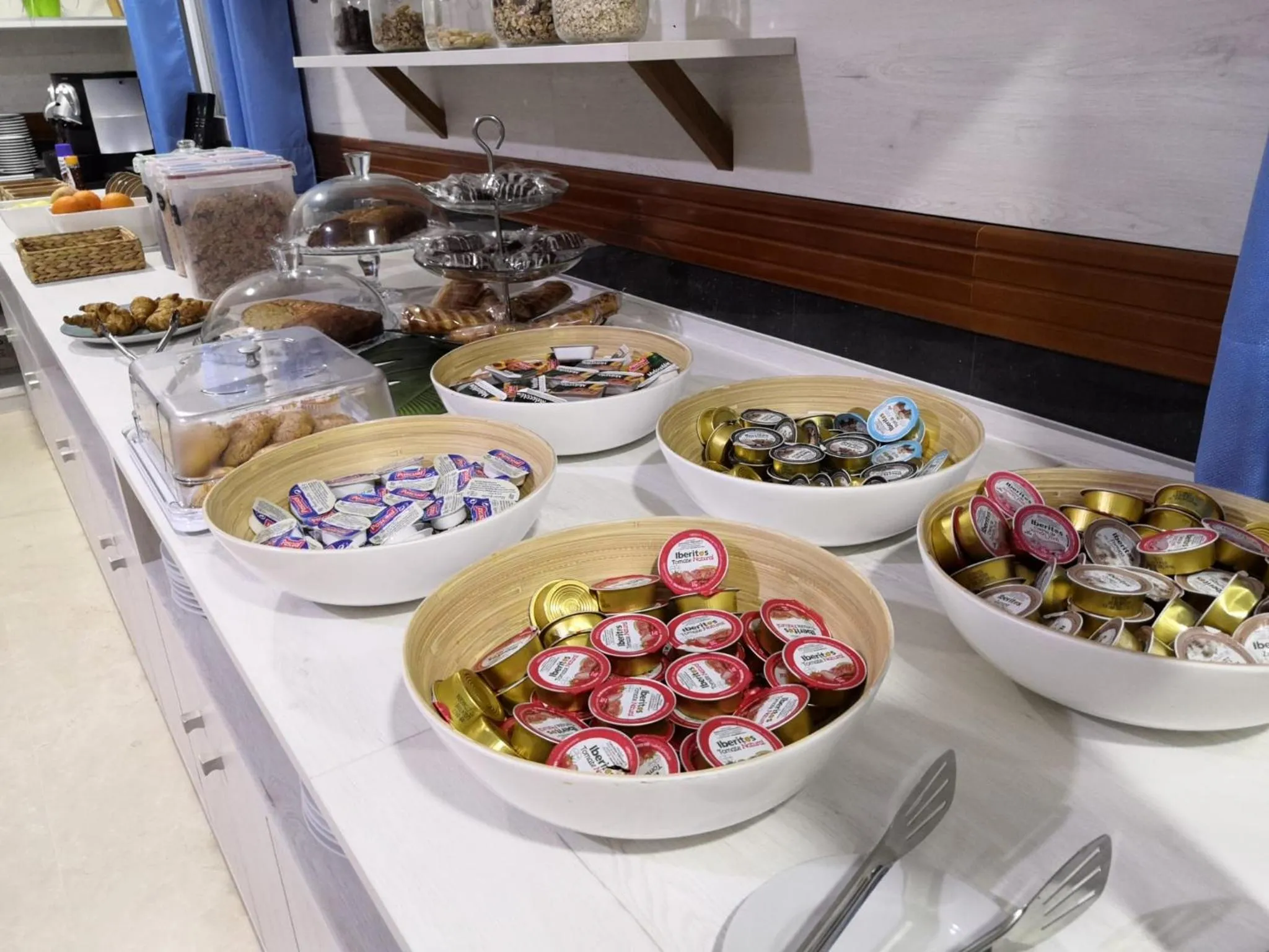 Breakfast in Hotel Marisma Sancti Petri