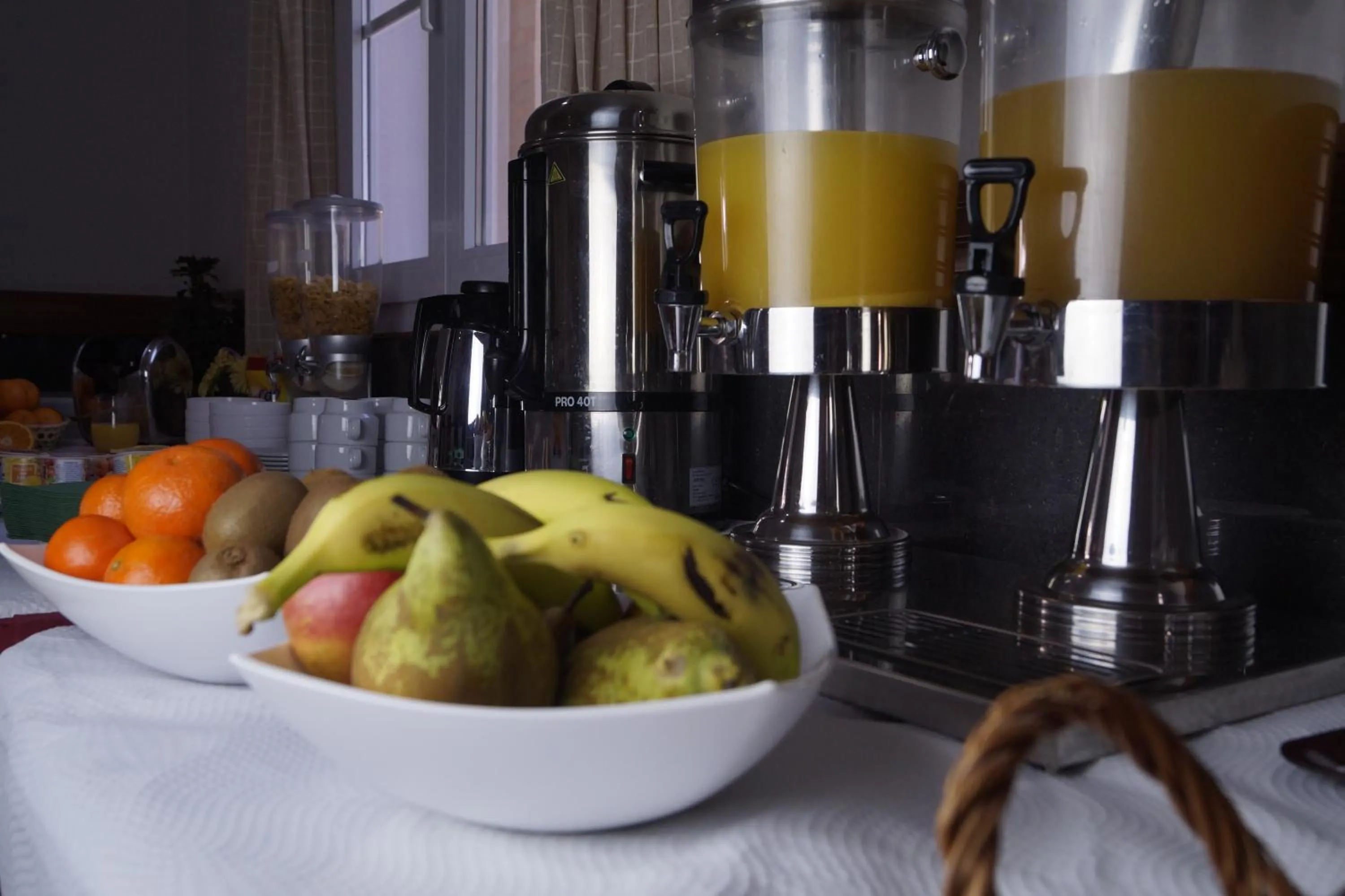 Breakfast in Hotel Marisma Sancti Petri