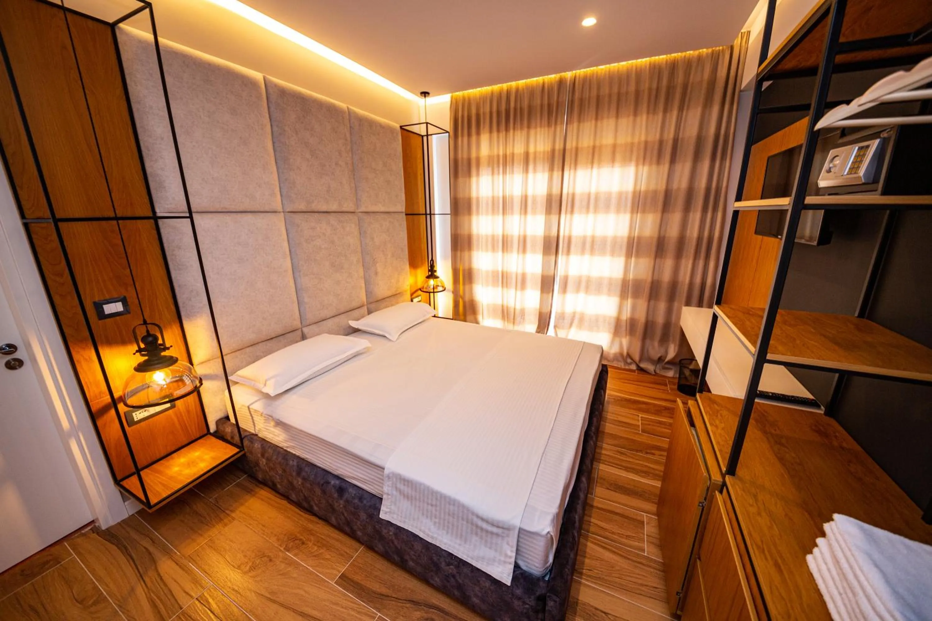 Bedroom, Bed in Inada Hotel Ksamil