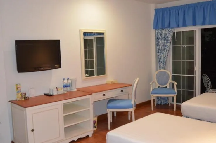 Bed in Kensington English Garden Resort Khaoyai