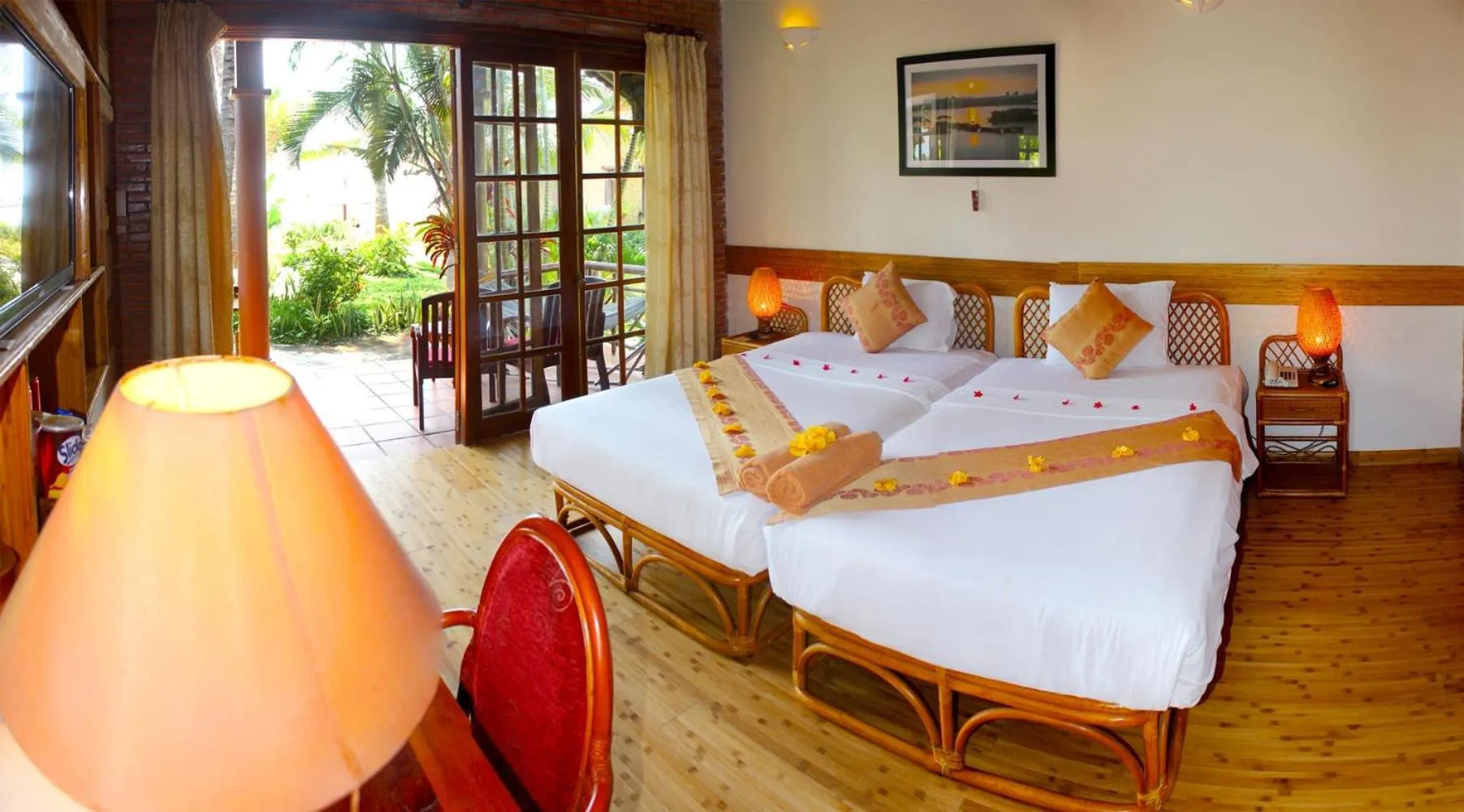 Bedroom, Bed in Little Muine Cottages Resort